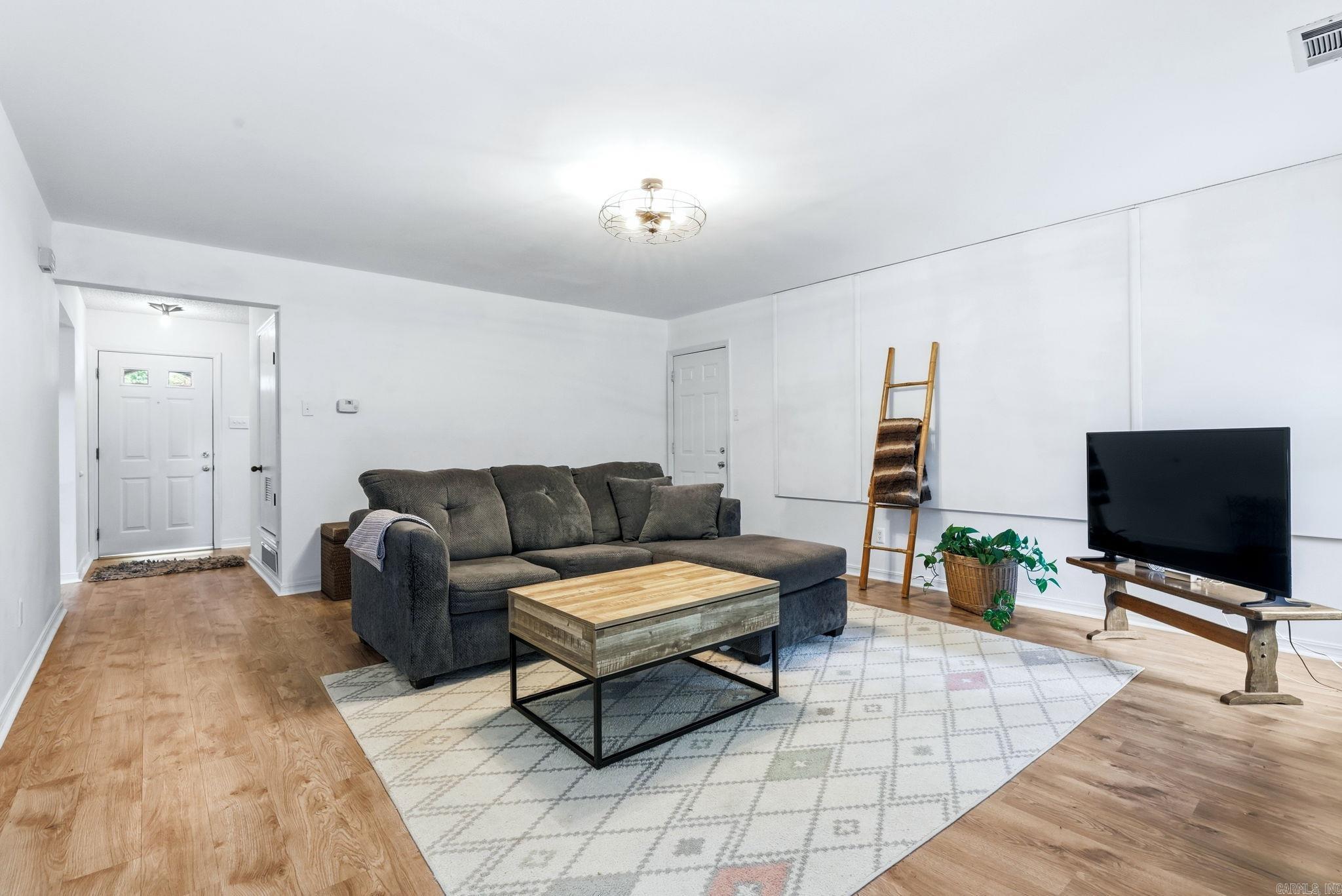 SANDPIPER WEST - Residential