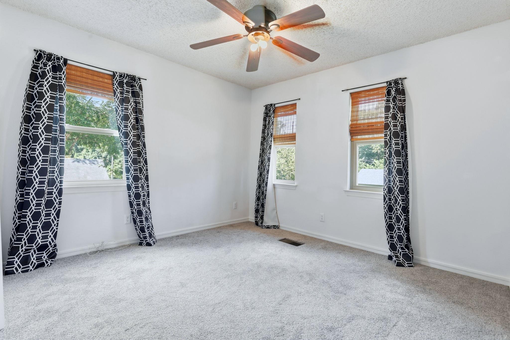 SANDPIPER WEST - Residential