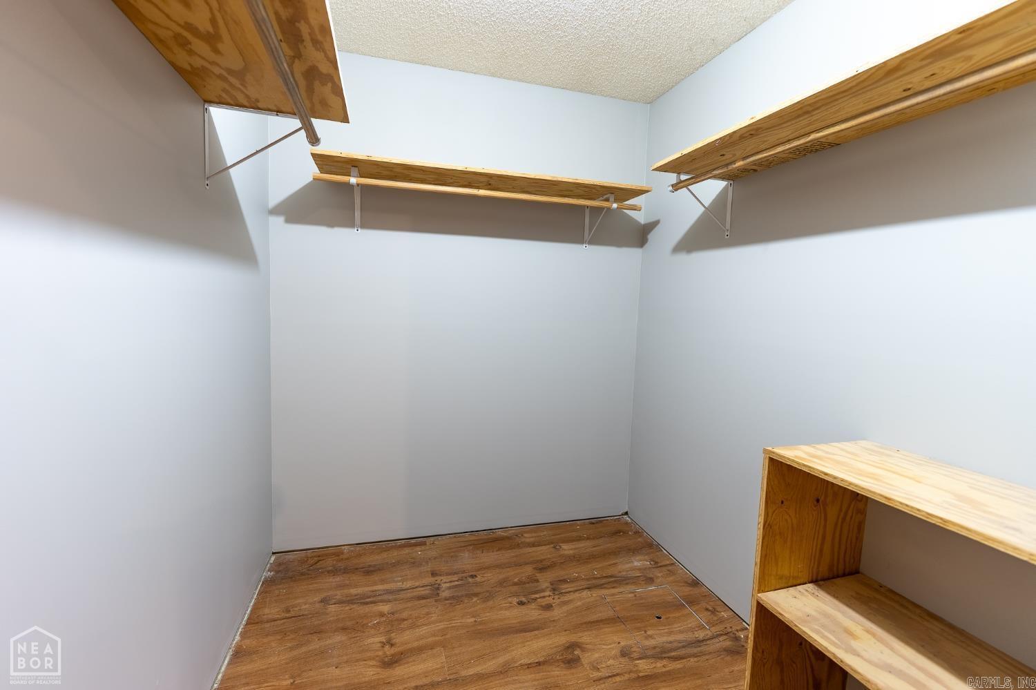 CEDAR VALLEY S/D - Residential