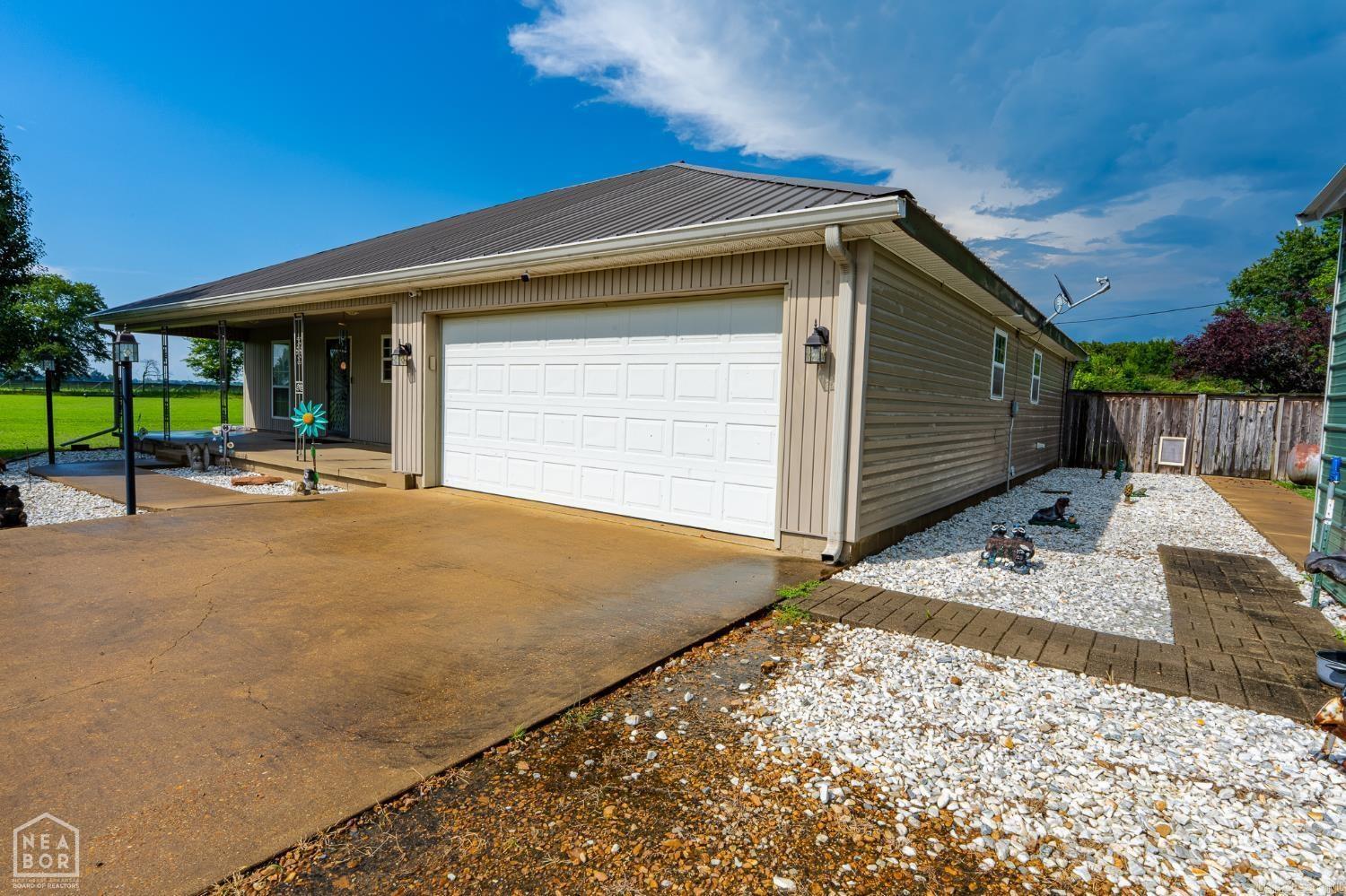 CEDAR VALLEY S/D - Residential