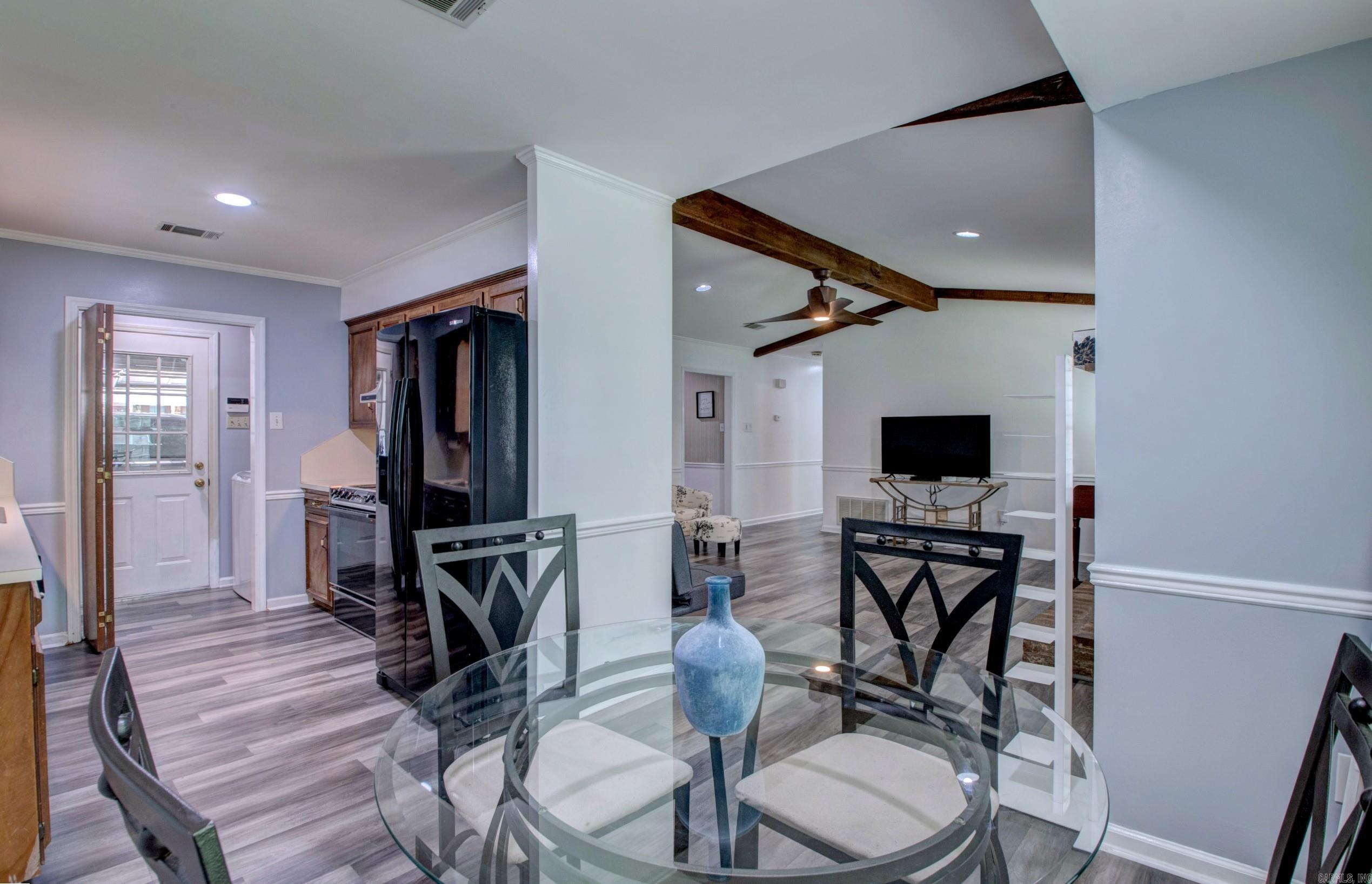 CRYSTAL VALLEY MANOR - Residential