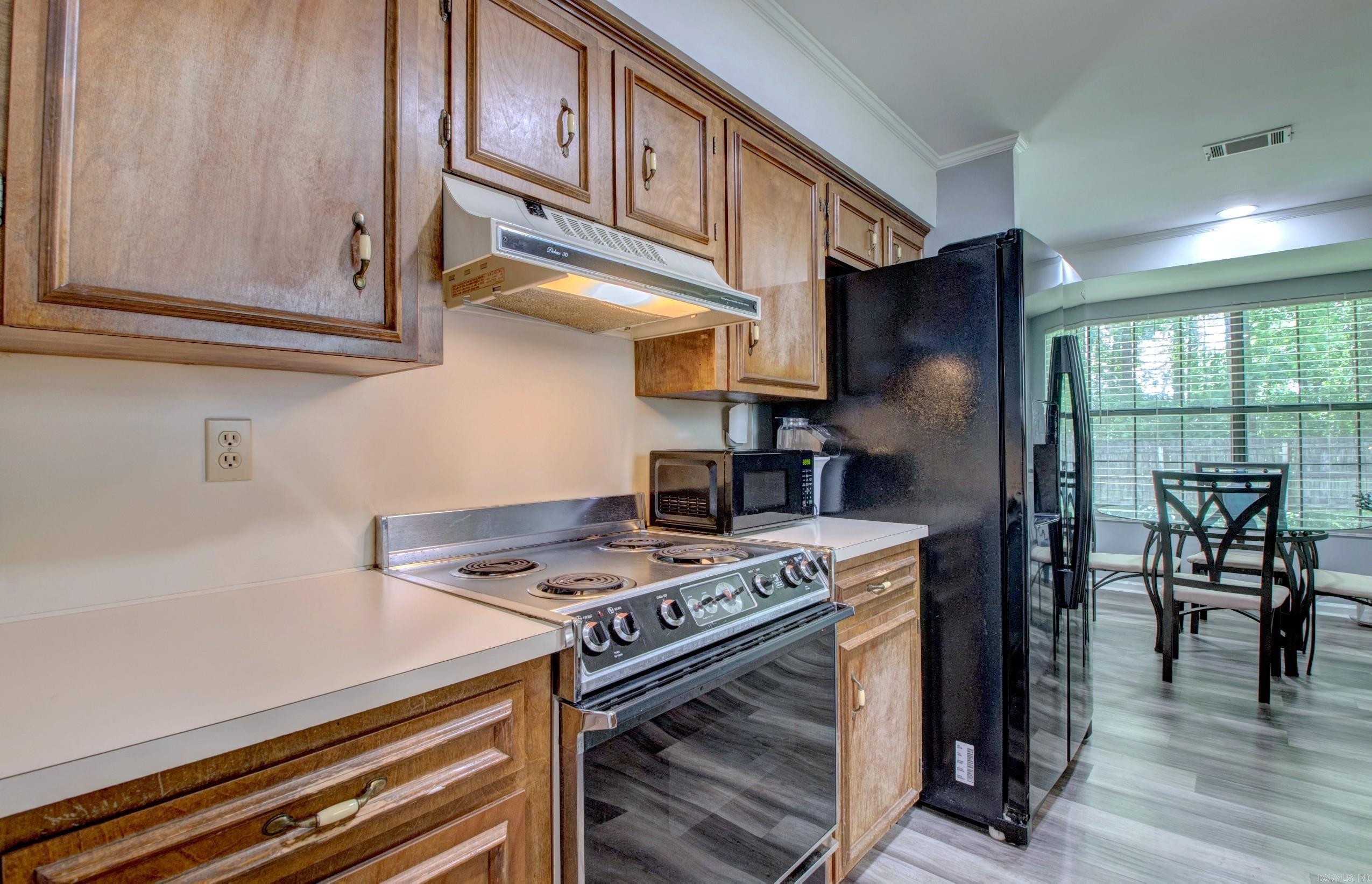 CRYSTAL VALLEY MANOR - Residential