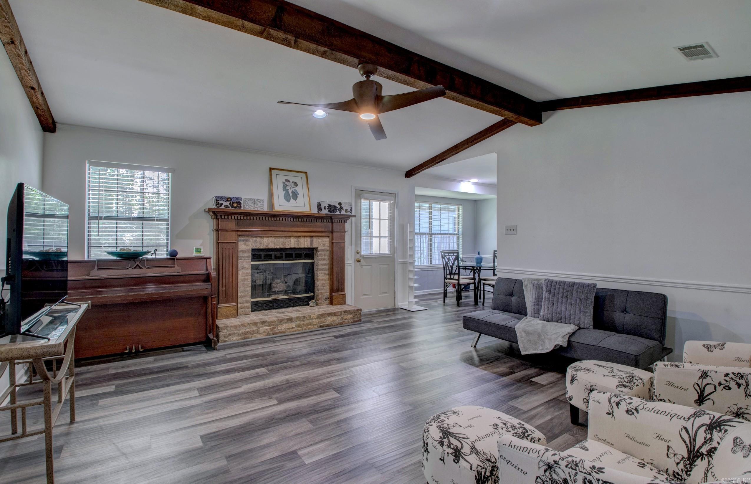 CRYSTAL VALLEY MANOR - Residential