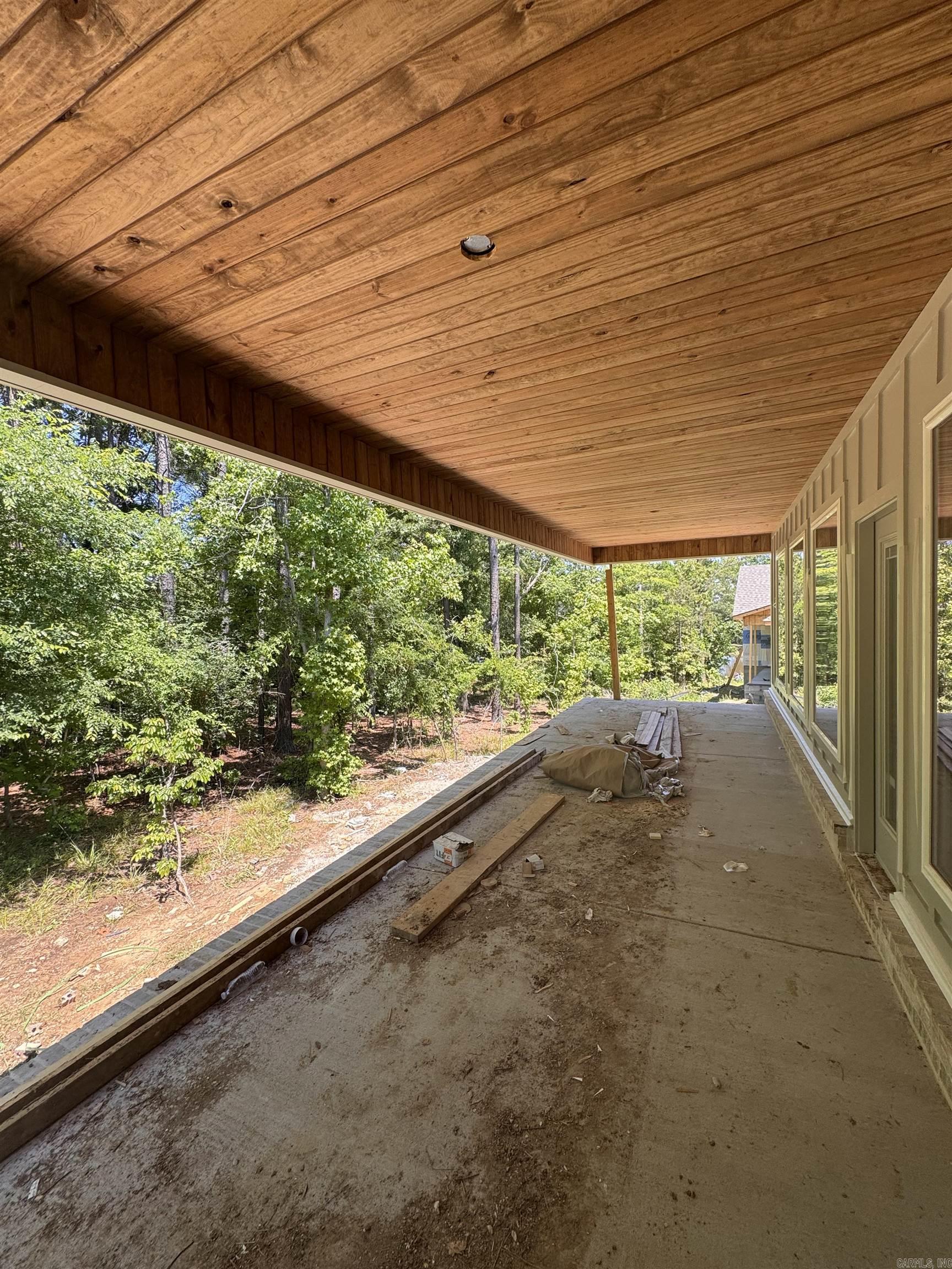 MIDTOWN BRYANT - Residential
