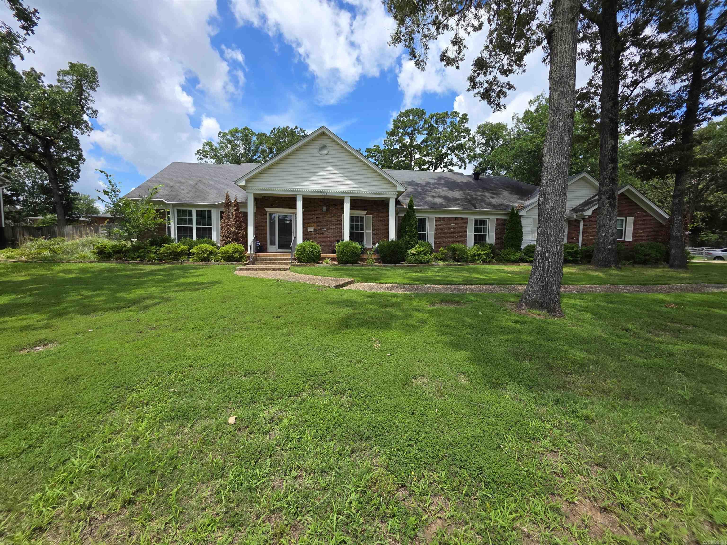 Pleasant Valley - Residential Lease