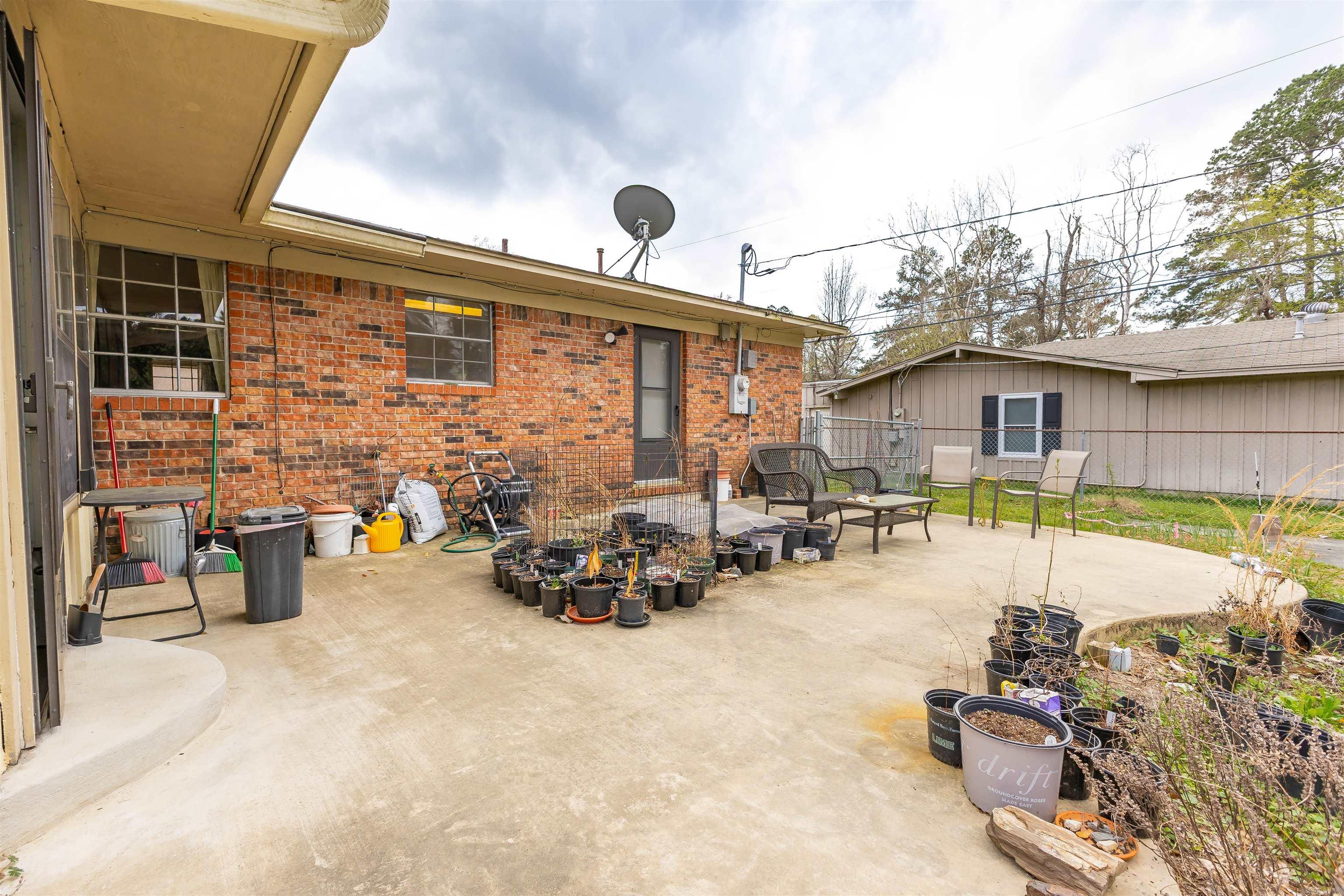 WEST LAKES ESTATES - Residential