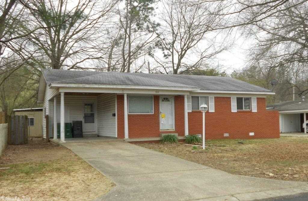 This property is now under auction terms. Pre-sale bids should be submitted through www.Auction.com. This property is subject to a 5% buyer’s premium pursuant to the Auction Terms & Conditions (minimums may apply). Please note that the commission percentages may change between the pre-sale and auction periods so please contact listing agent to verify exact commission terms. All auction assets will be sold subject to seller approval. Please contact listing agent for details.See remarks.