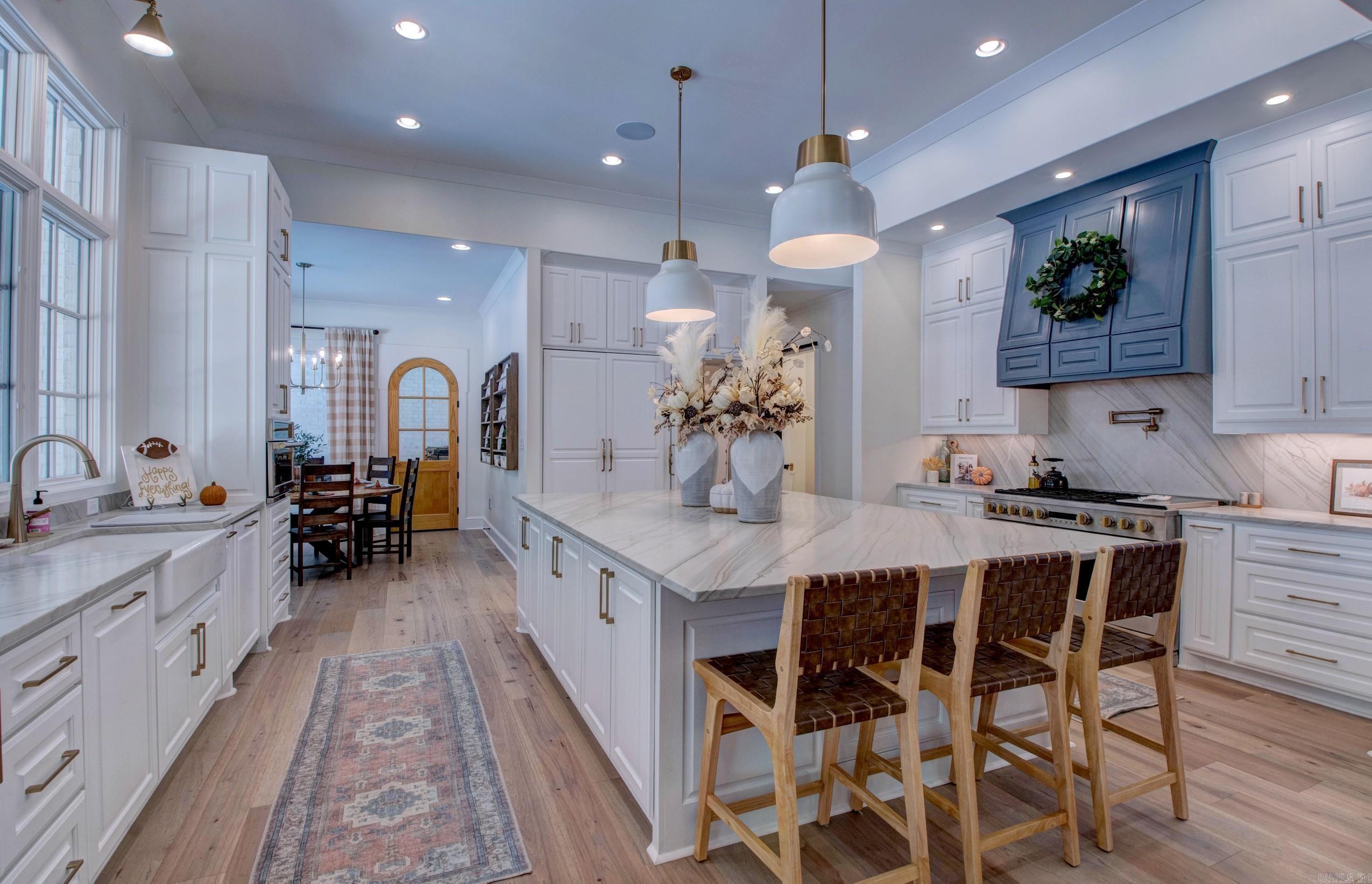 BEAR DEN ESTATES - Residential