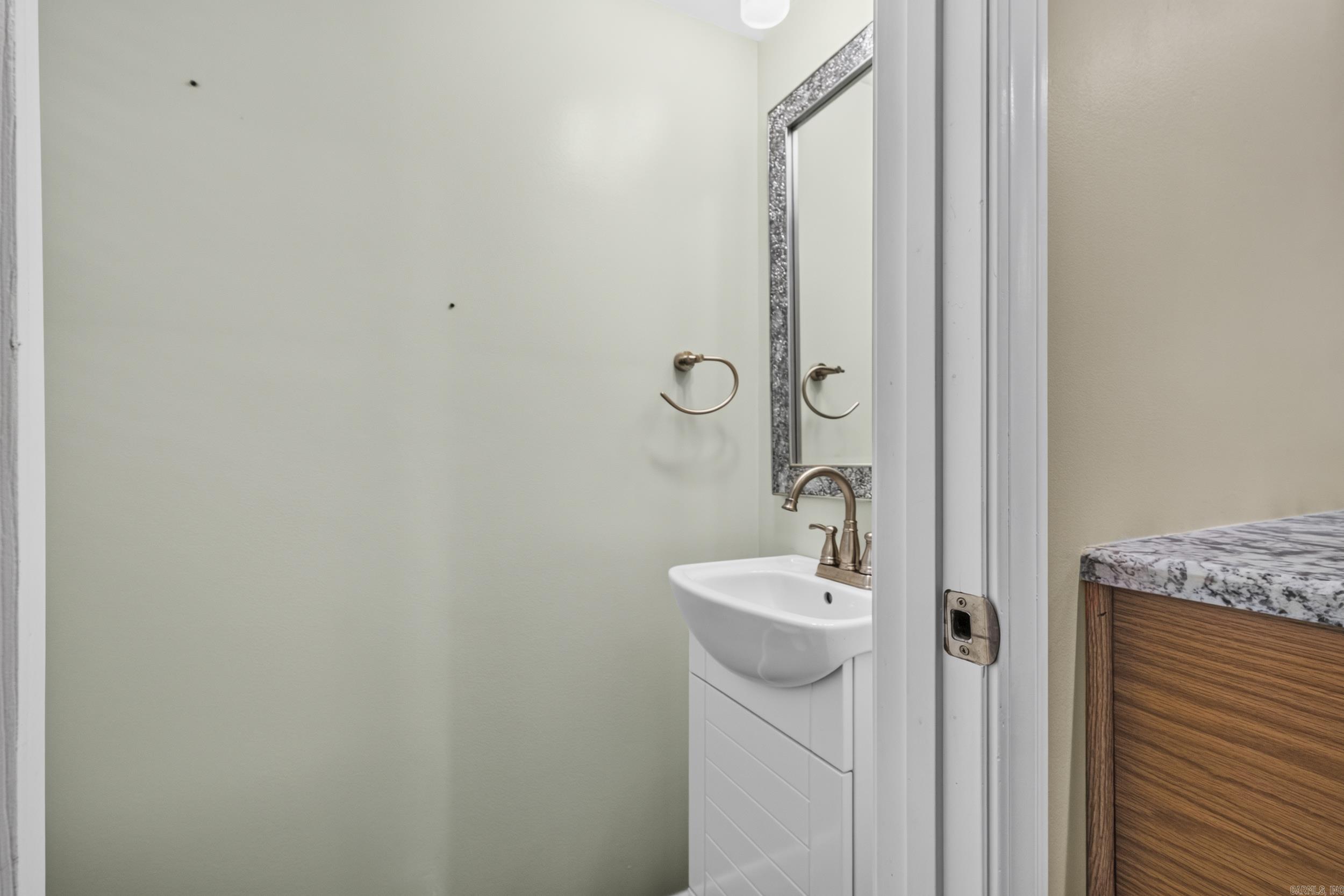 INDIAN HILLS - Residential