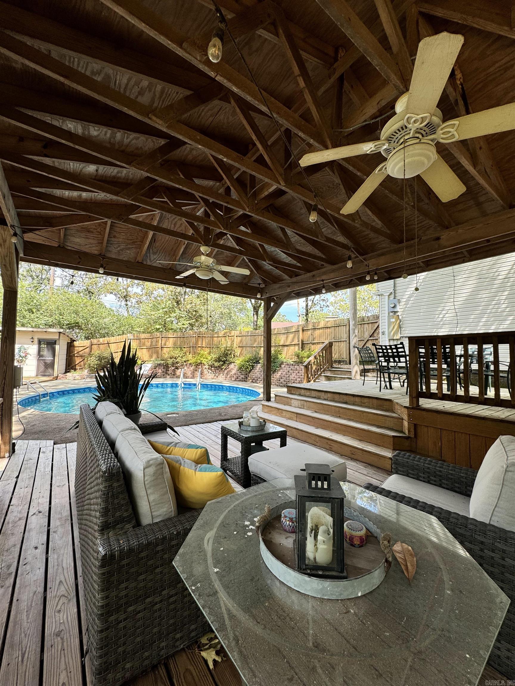 INDIAN HILLS - Residential
