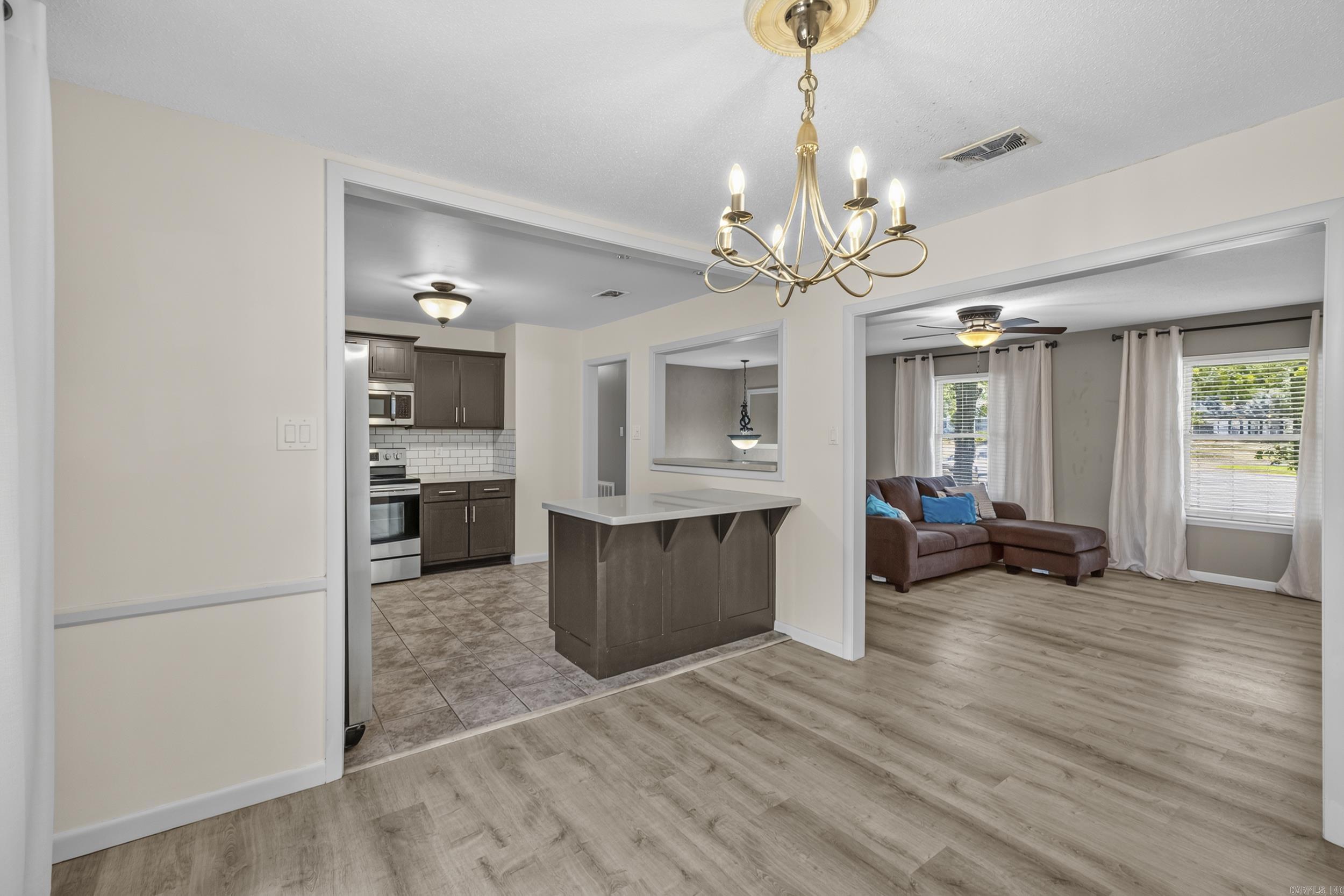 INDIAN HILLS - Residential