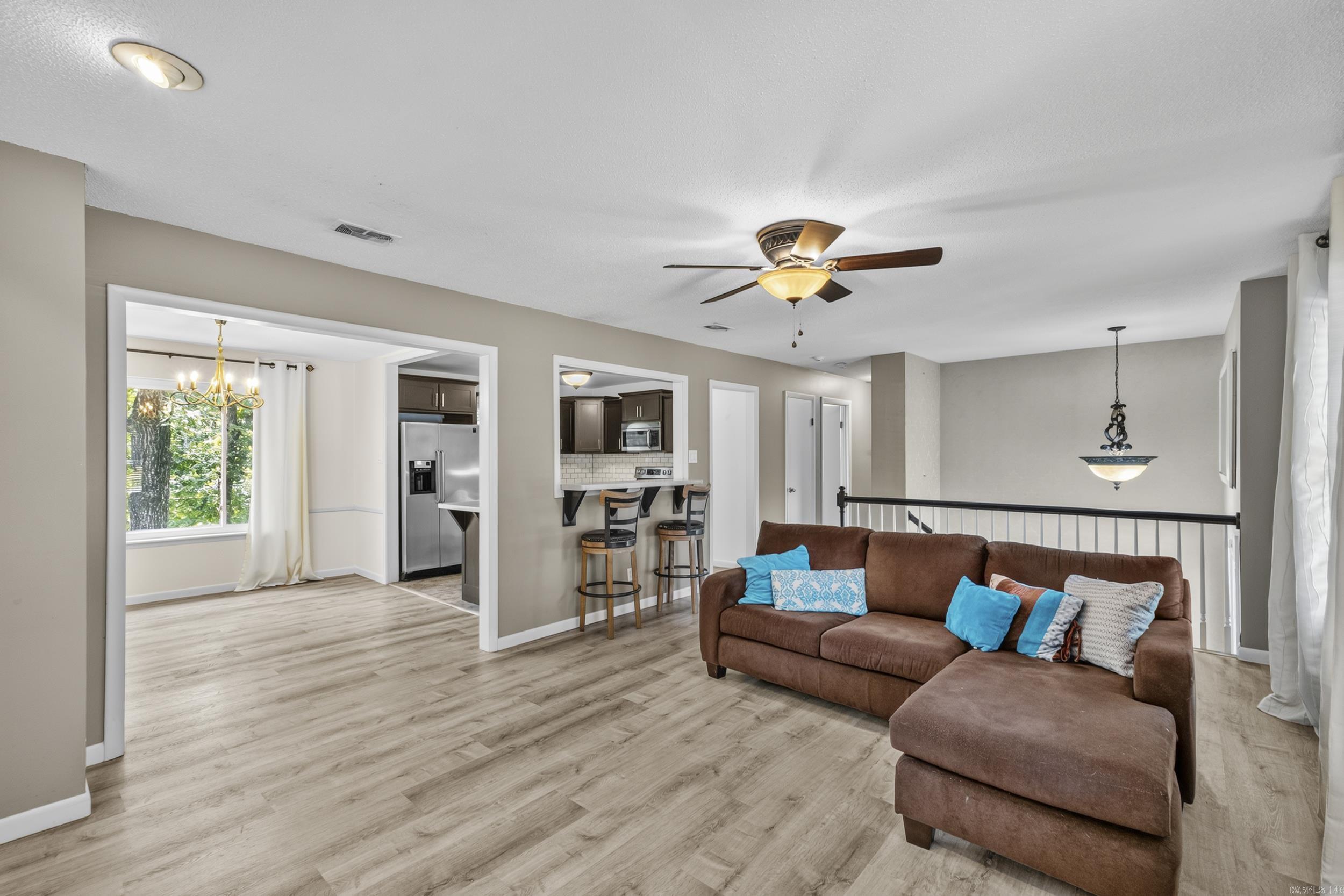 INDIAN HILLS - Residential