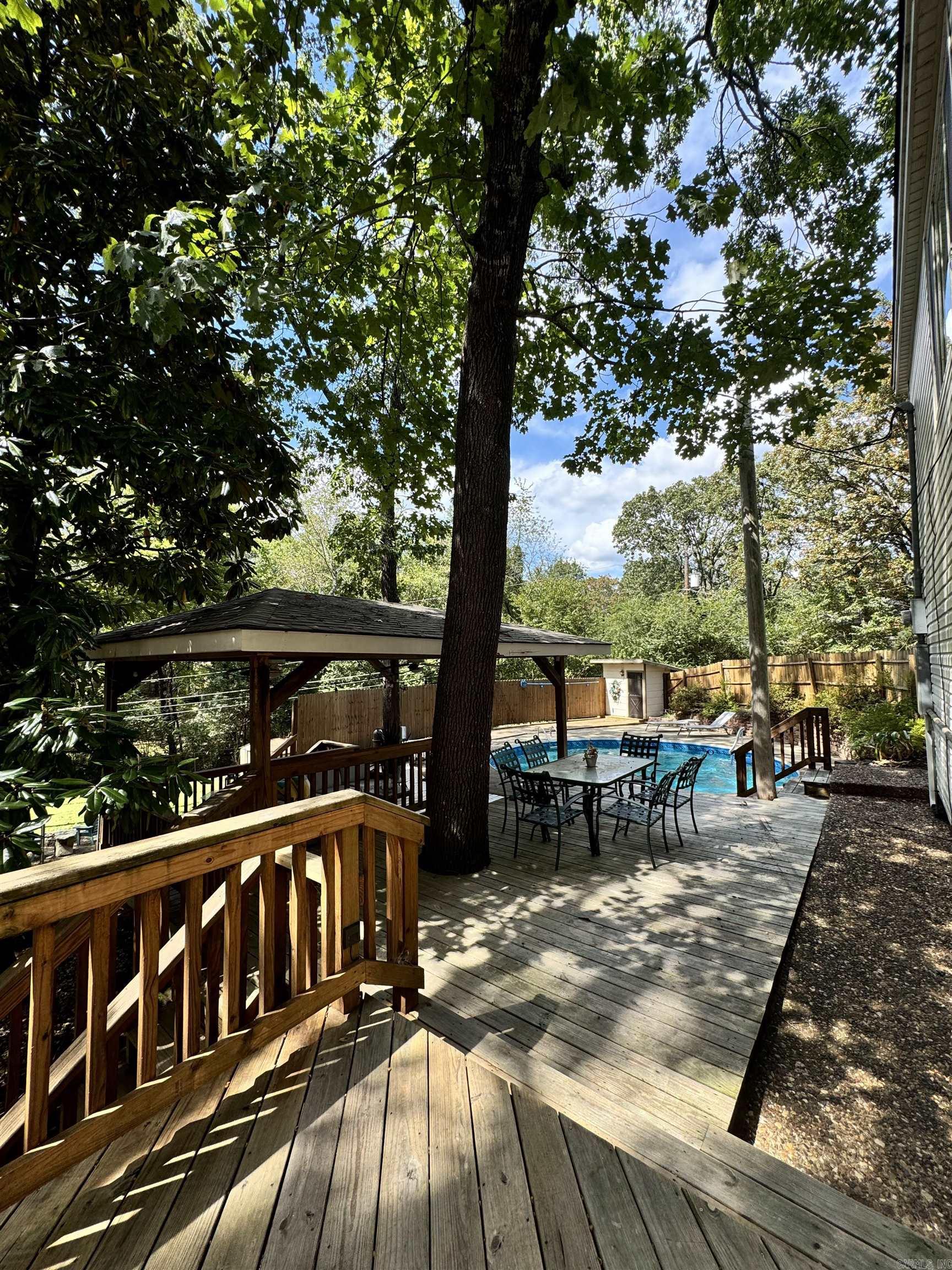 INDIAN HILLS - Residential