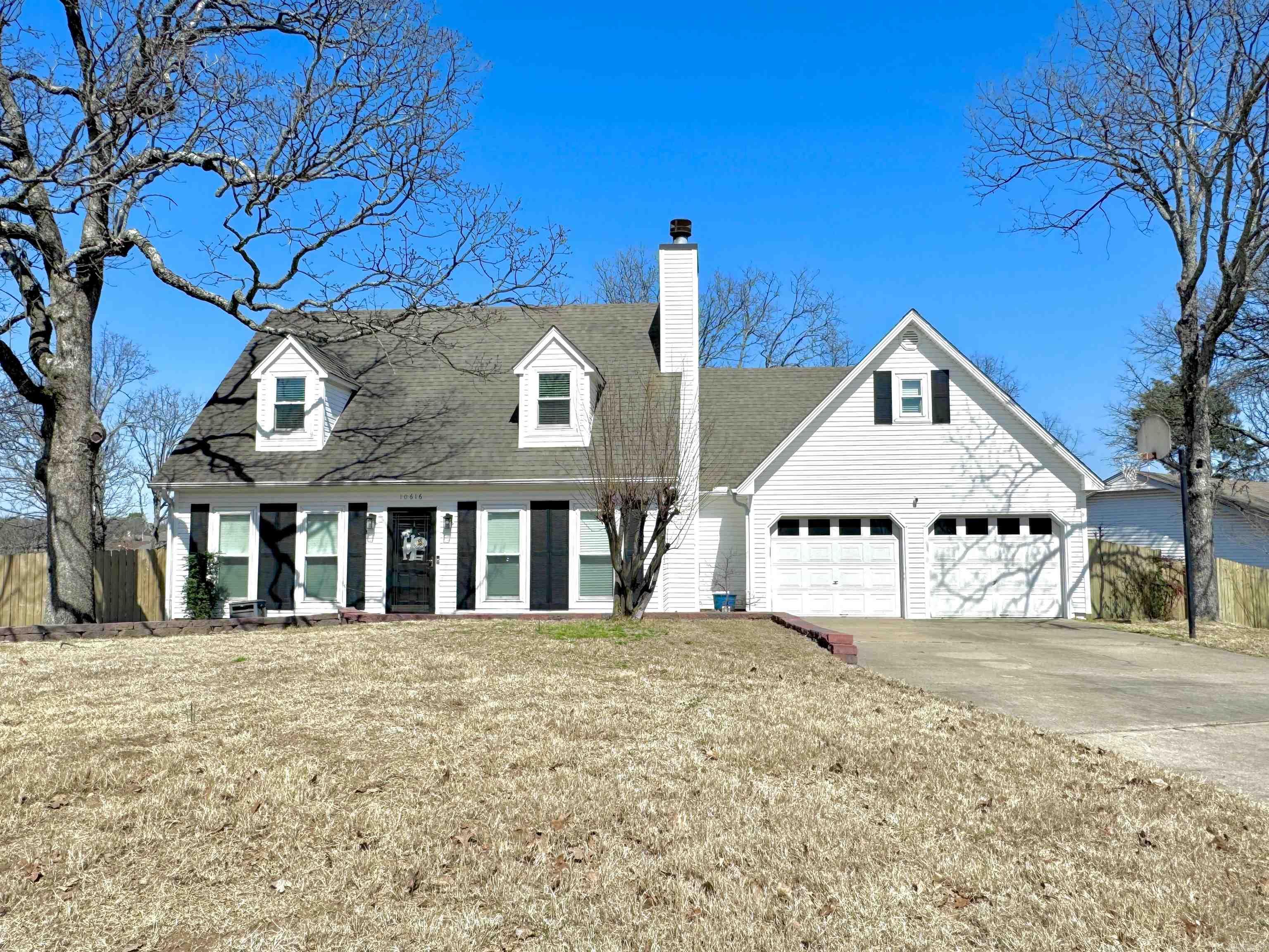 Meticulously maintained in the wonderful Windridge, this home welcomes you with fresh 2020 style living without the new construction price tag. It’s super versatile environment presents 2 bedrooms up, a primary downstairs, AND a 4th room that flexes as a bedroom, game room, or any room! Complimenting this corner lot, you will find a deck and dedicated firepit suited for your Saturday evening socials in the backyard. Yes, this home brings too much to fit in these public remarks. That’s why you need to send it to your agent to get you in TODAY! Check out the update sheet attached.