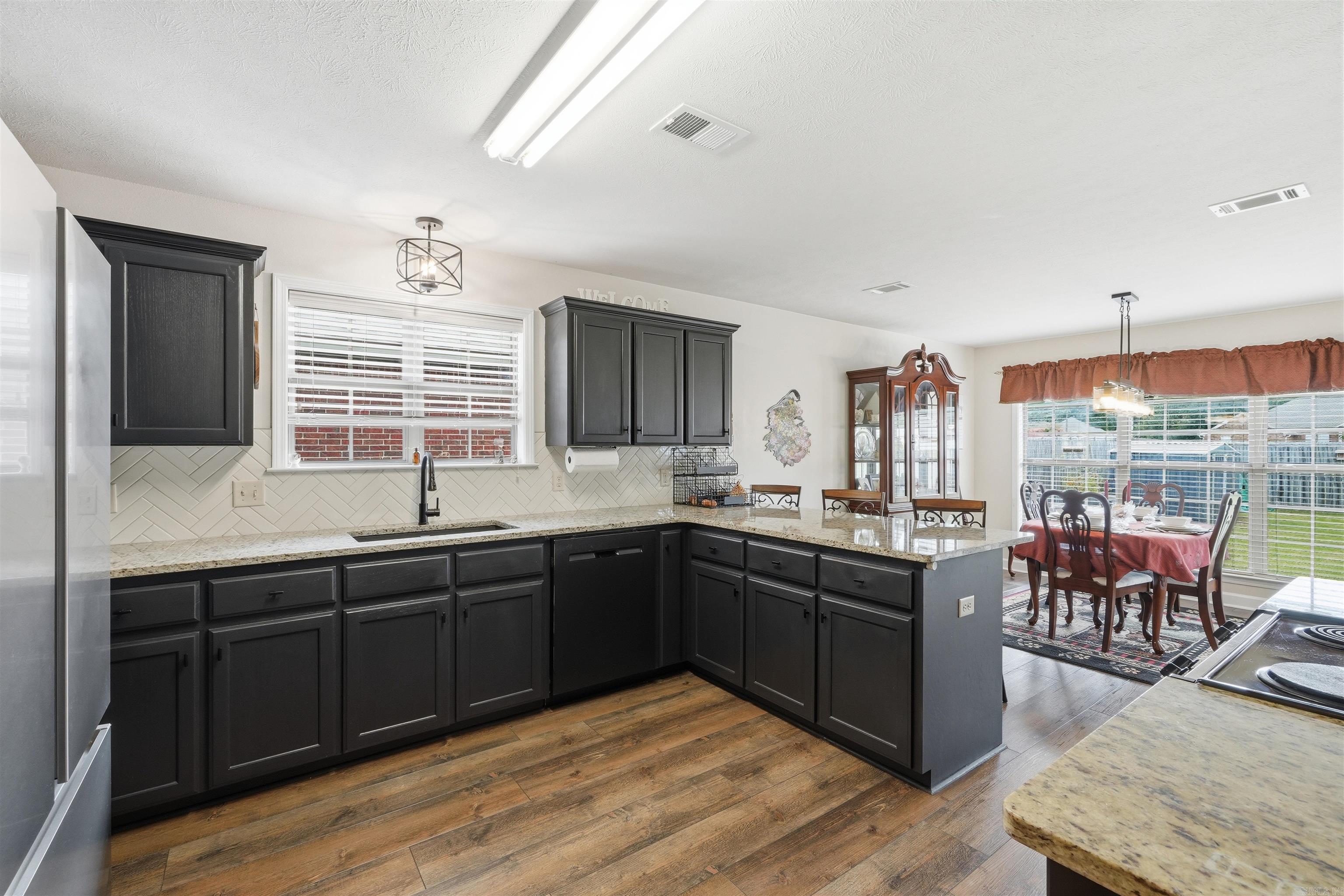VICTORIA PARK PH 3 - Residential