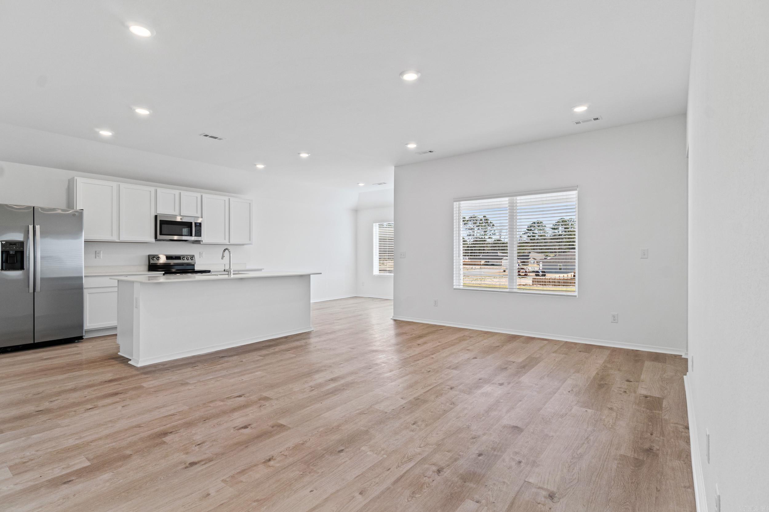 SPRINGLAKE TRAILS - Residential