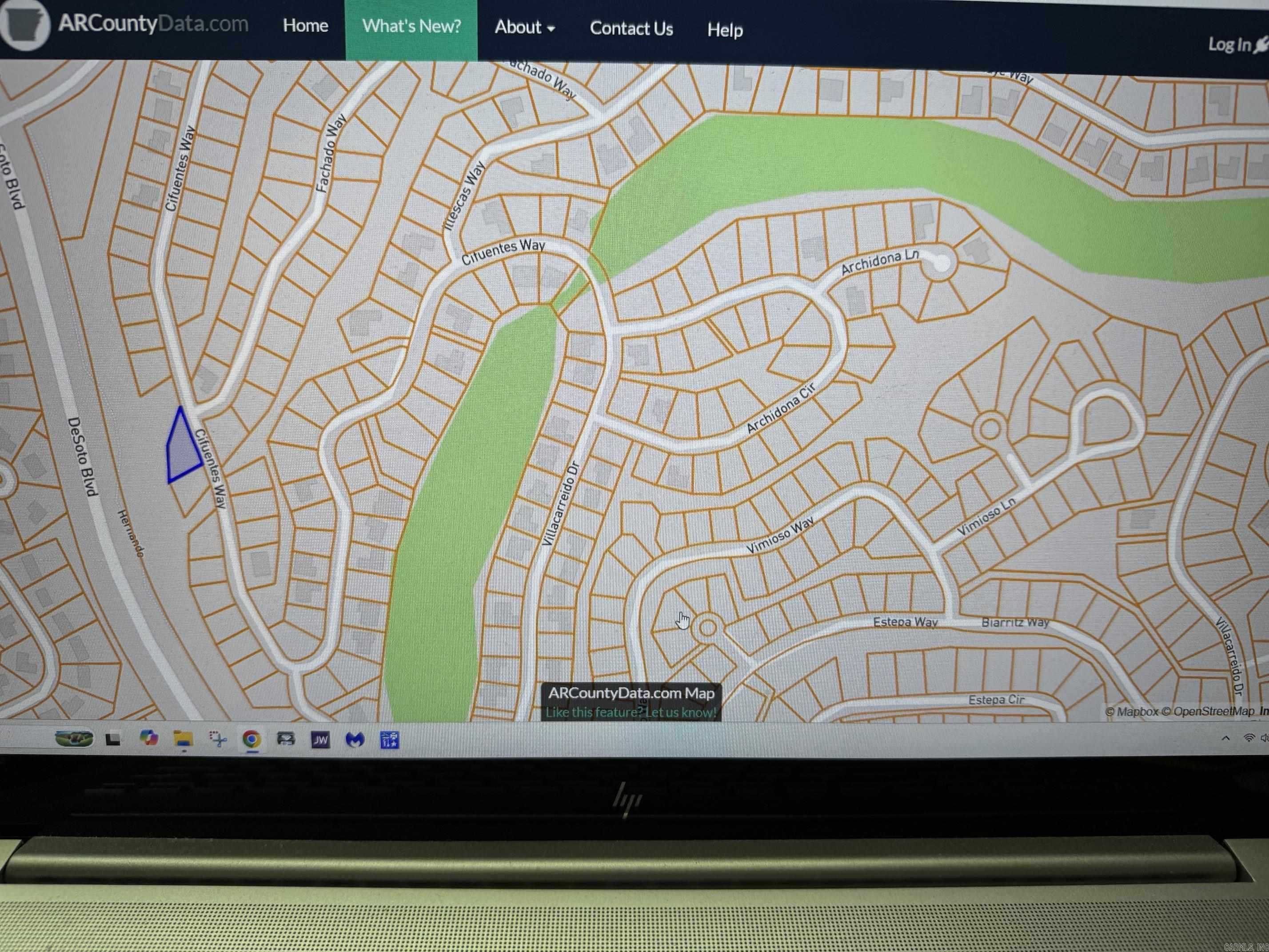 PONCE DE LEON GOLF COURSE NEARBY...MAKE ARRANGEMENTS WITH YOUR REALTOR, AND IF YOU DON'T HAVE ONE, CALL THE LISTING AGENT...   PLEASE READ AGENT REMARKS...