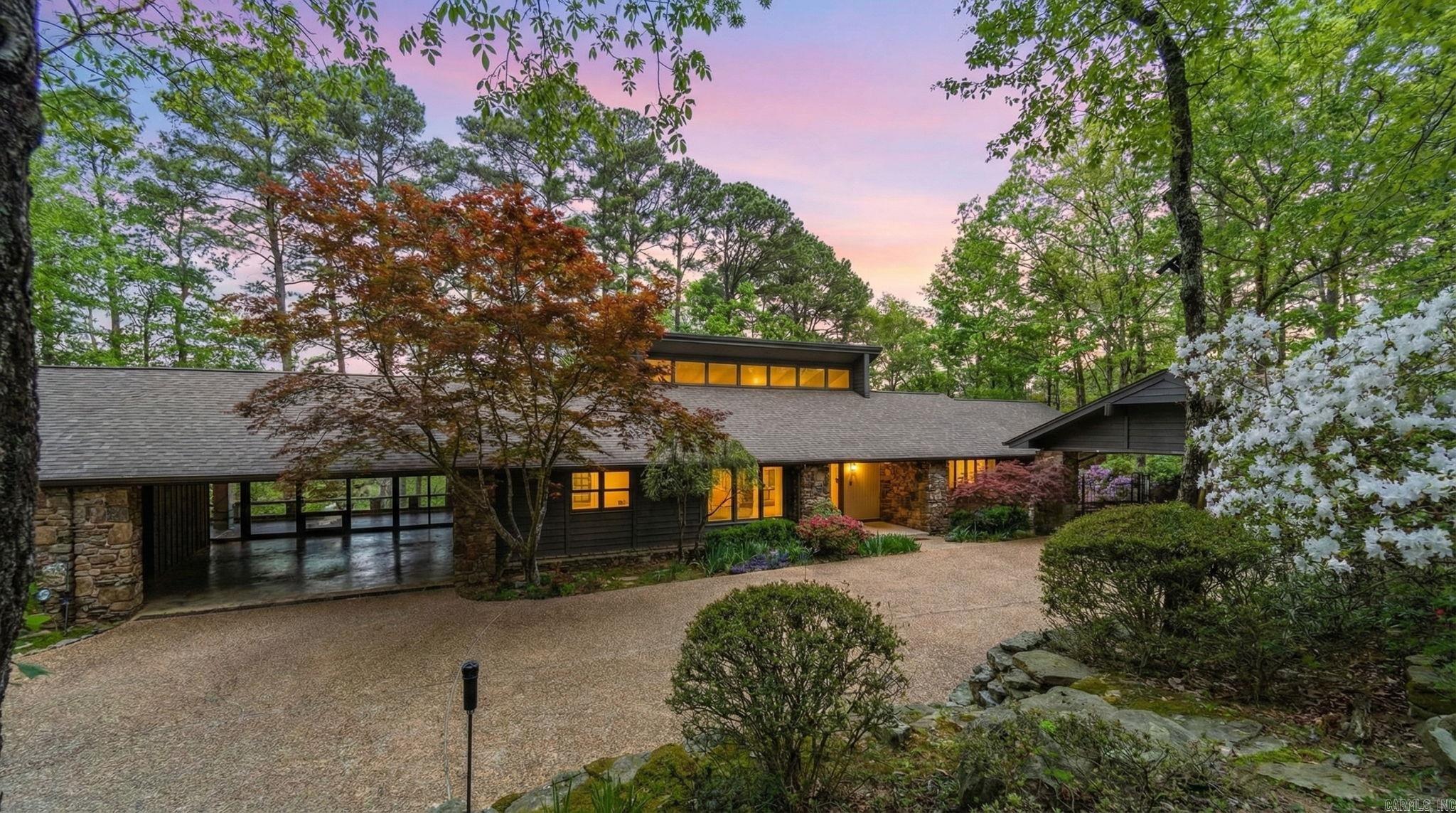 PINNACLE RIDGE ESTATES - Residential