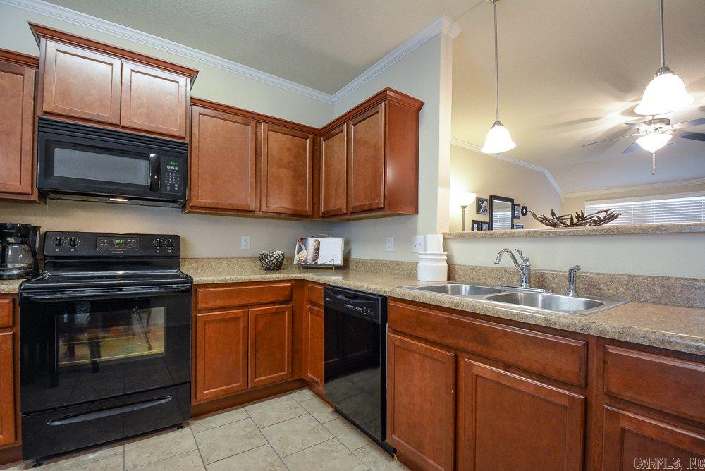 TRAMMEL ESTATES - Residential