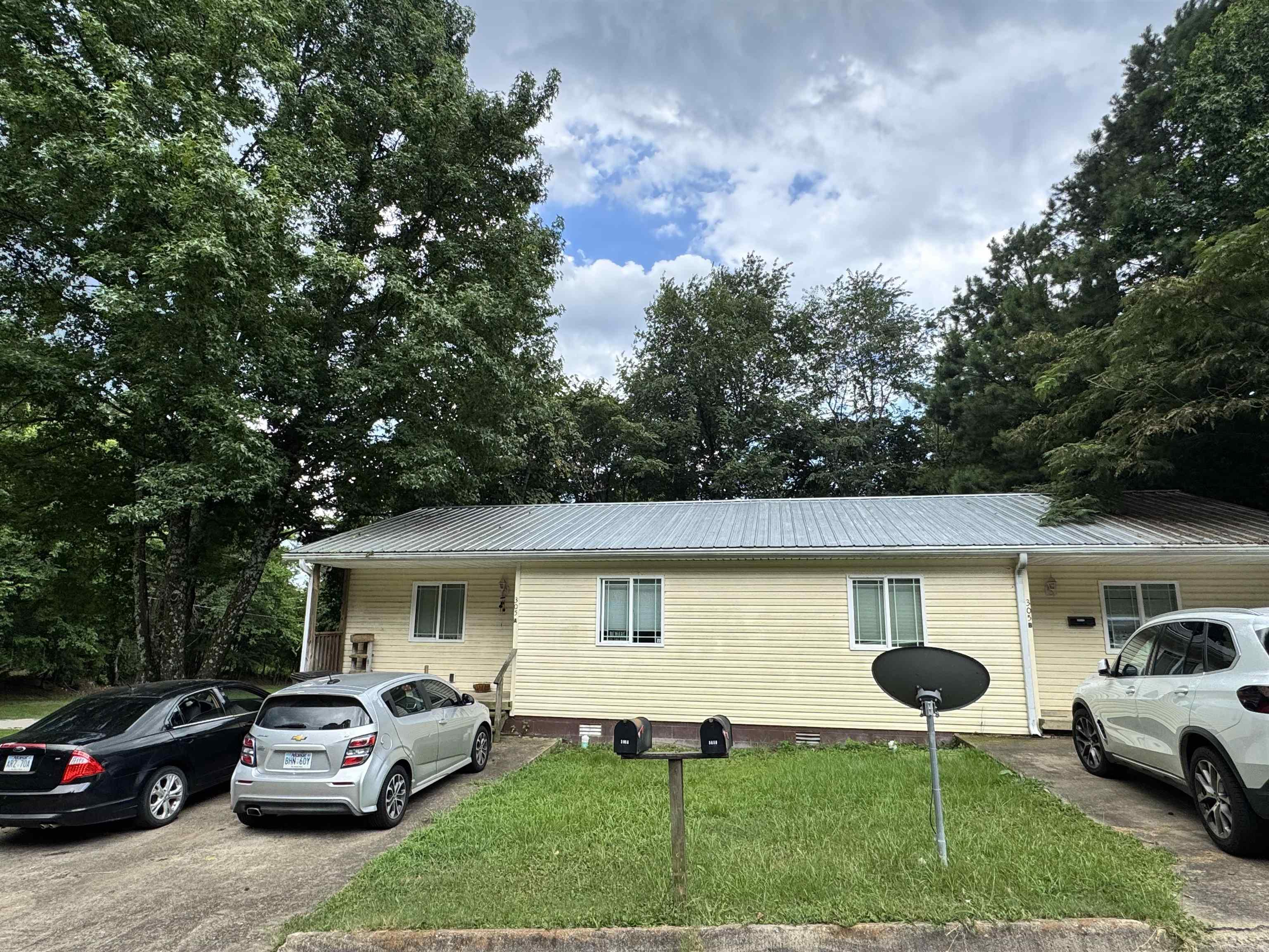 Check out this 2007 Duplex its fully rented tenants pay their own utilities. Easy to show.