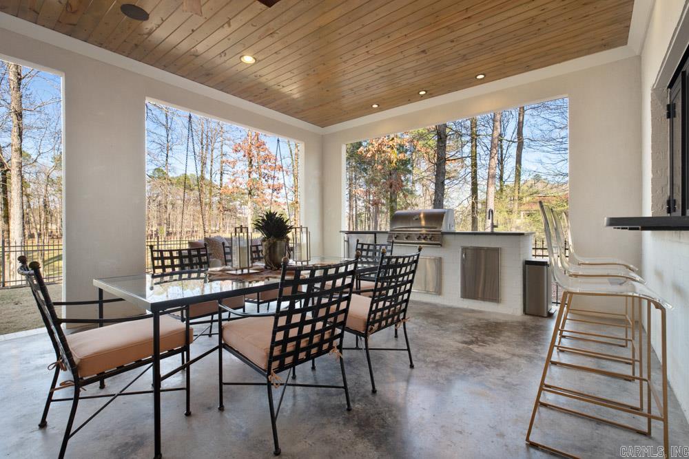 CHENAL VALLEY HALLEN COURT - Residential
