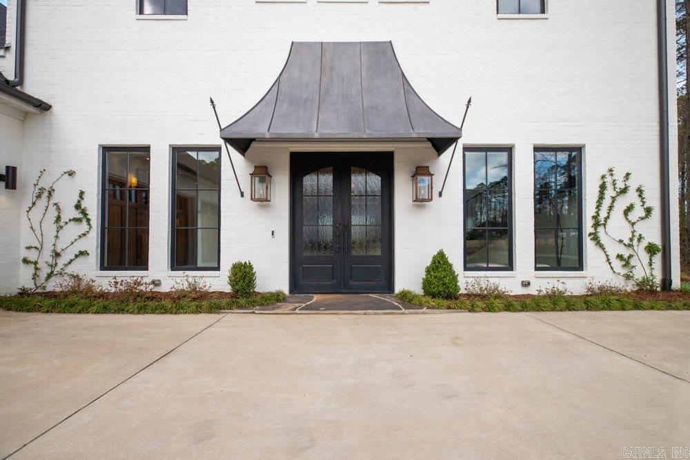 CHENAL VALLEY HALLEN COURT - Residential