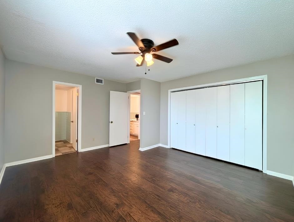 TOWNHOUSE - Residential