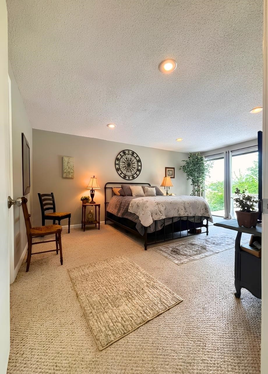 TOWNHOUSE - Residential