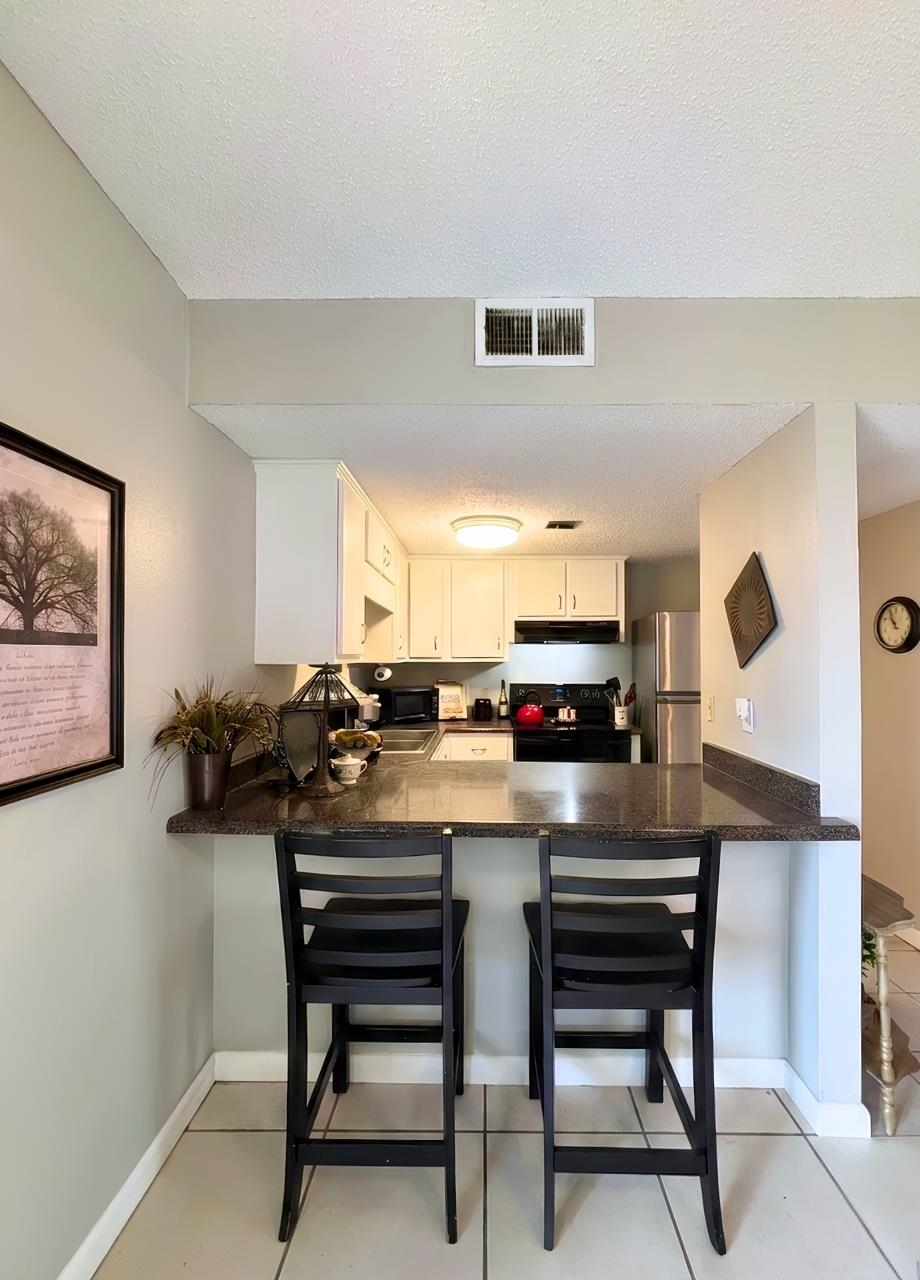 TOWNHOUSE - Residential