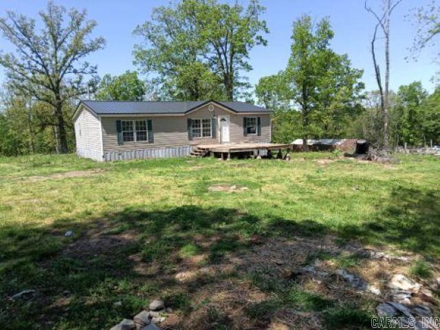Welcome to 15831 Skyline Dr in Garfield, AR! This well-maintained 2009 Southern Homes manufactured home offers 3 bedrooms, 2 full bathrooms, and approximately 1,232 sq ft of comfortable living space.  Situated on 1.38 acres, this property provides the perfect blend of privacy and space to enjoy the outdoors.  Whether you're looking for a starter home or investment property, this property offers great value at an affordable price.