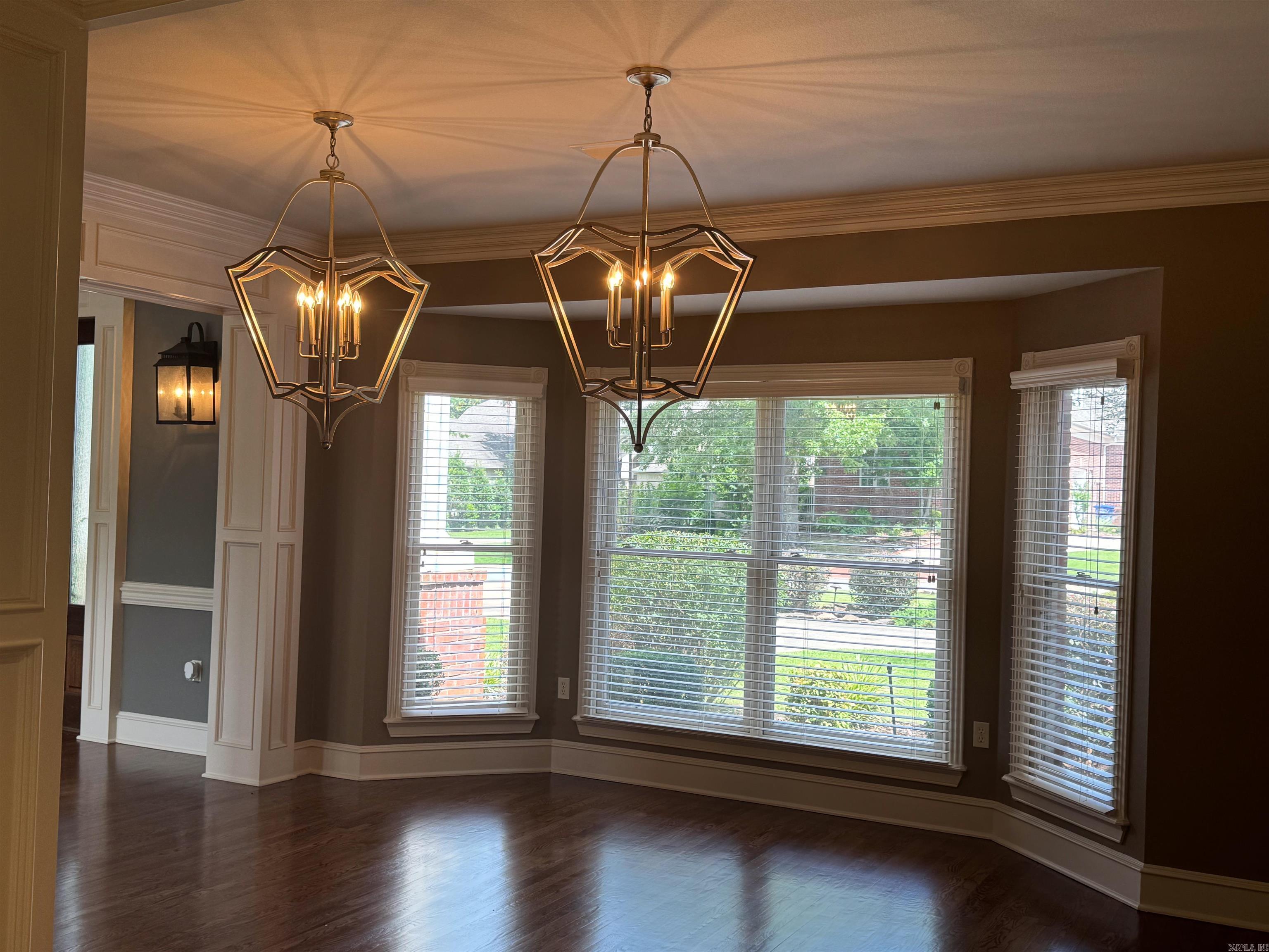 CENTENNIAL VALLEY - Residential