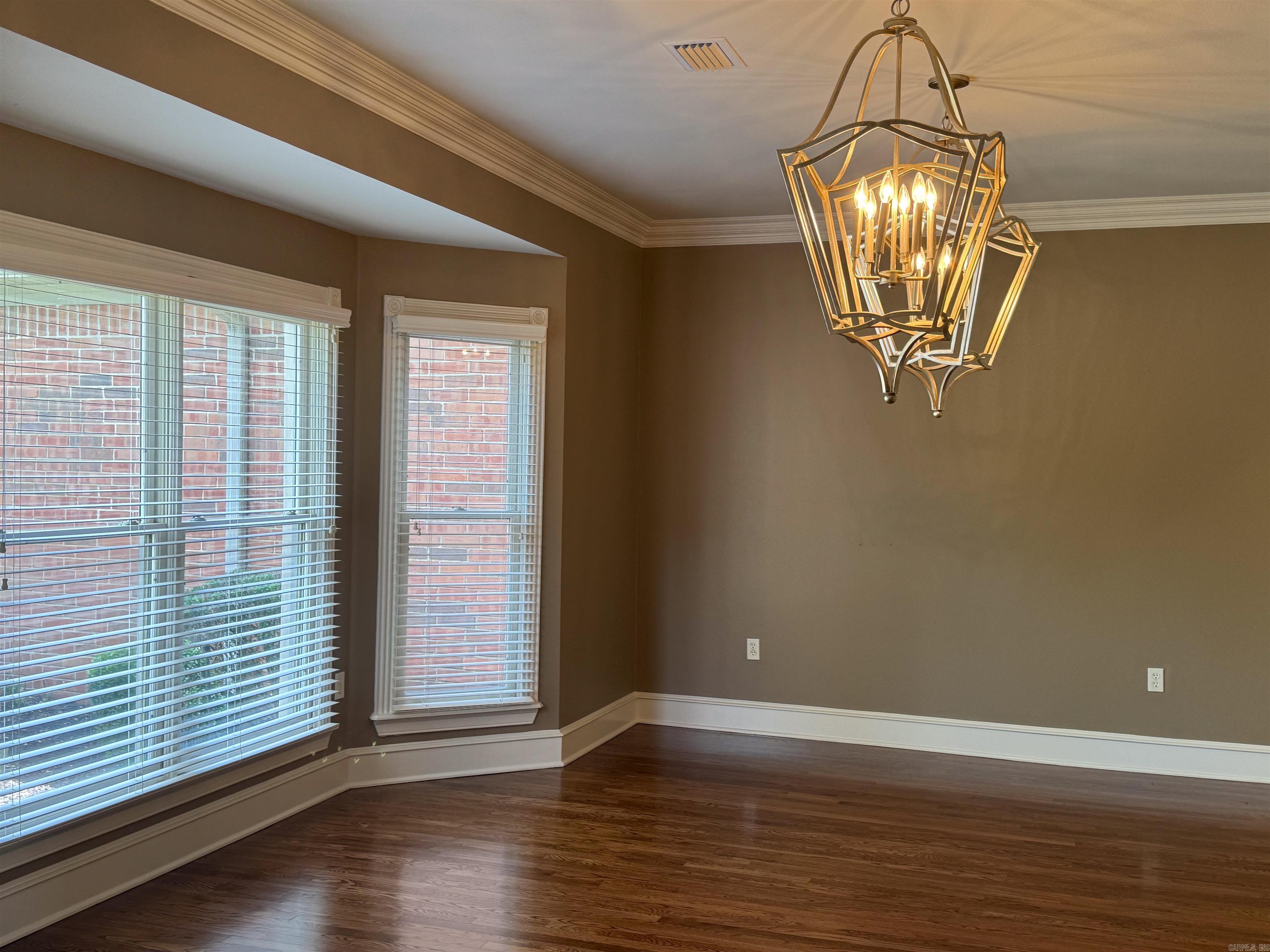 CENTENNIAL VALLEY - Residential