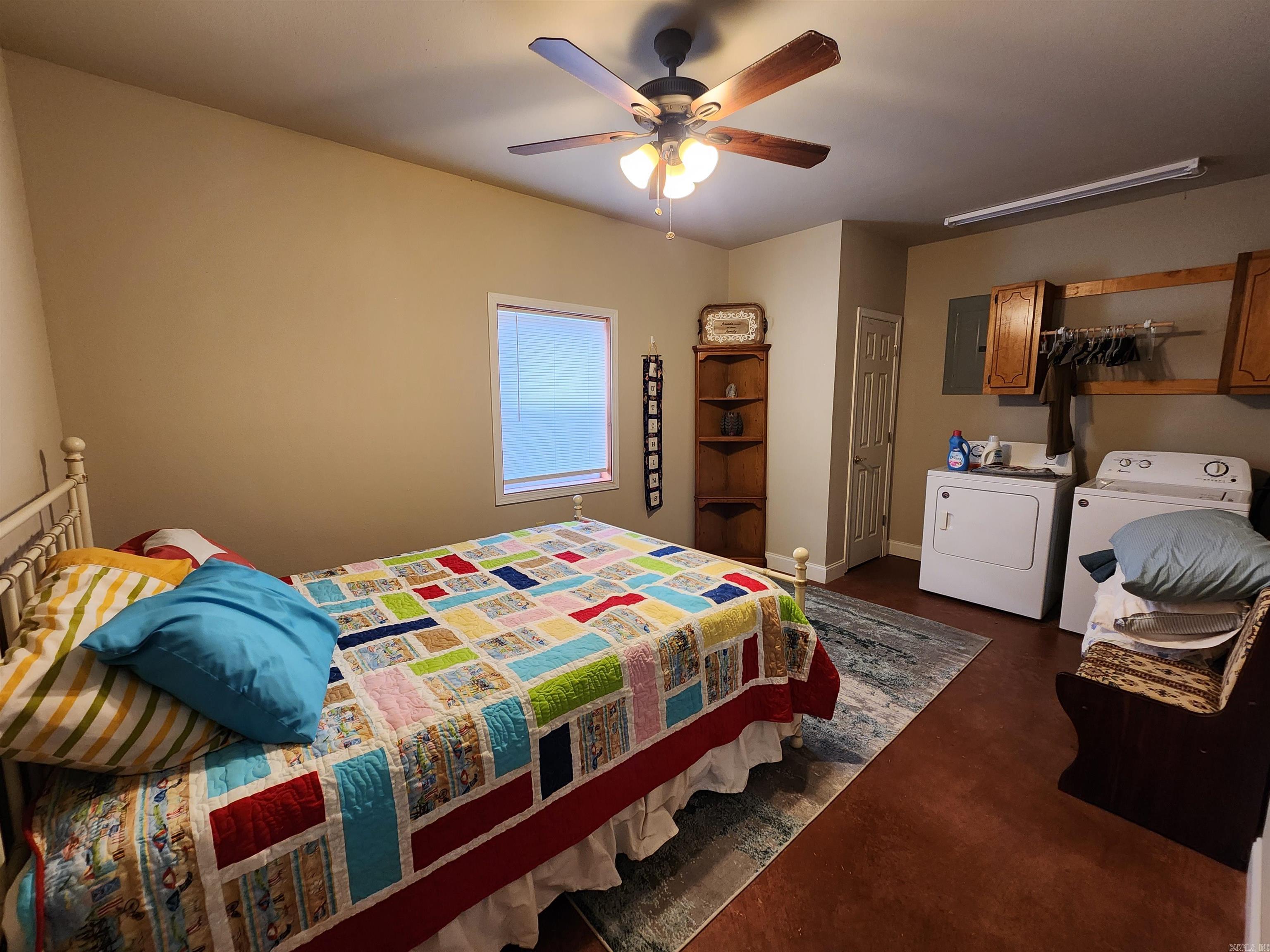 MT OLIVE MANOR - Residential