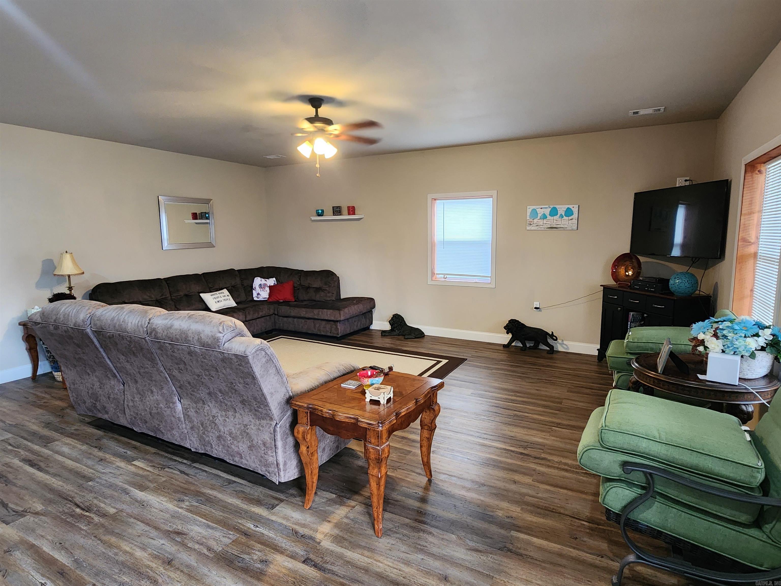 MT OLIVE MANOR - Residential
