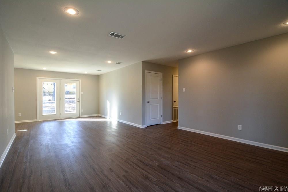 Twin Lakes - Residential