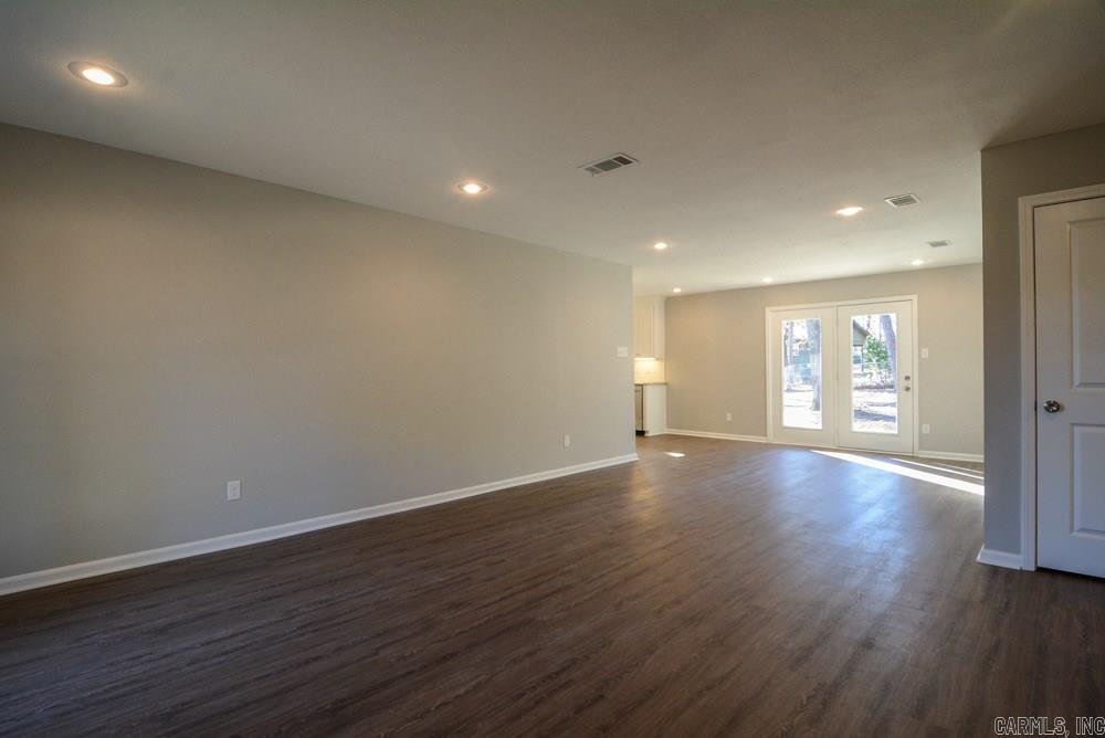 Twin Lakes - Residential