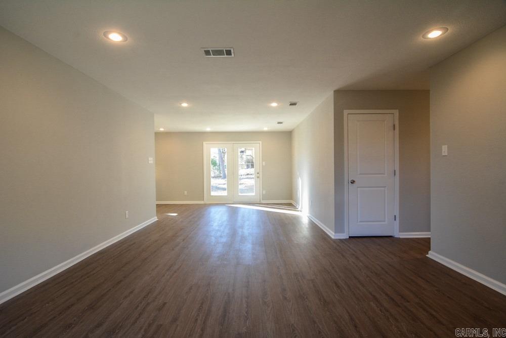 Twin Lakes - Residential