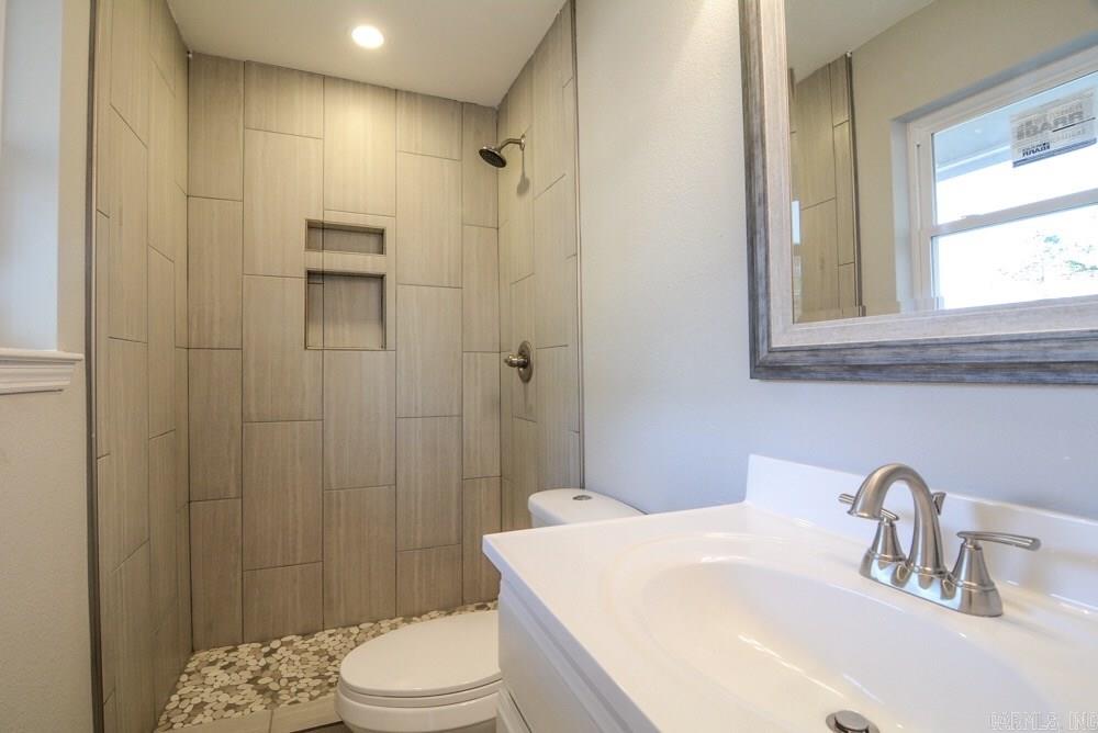 Twin Lakes - Residential