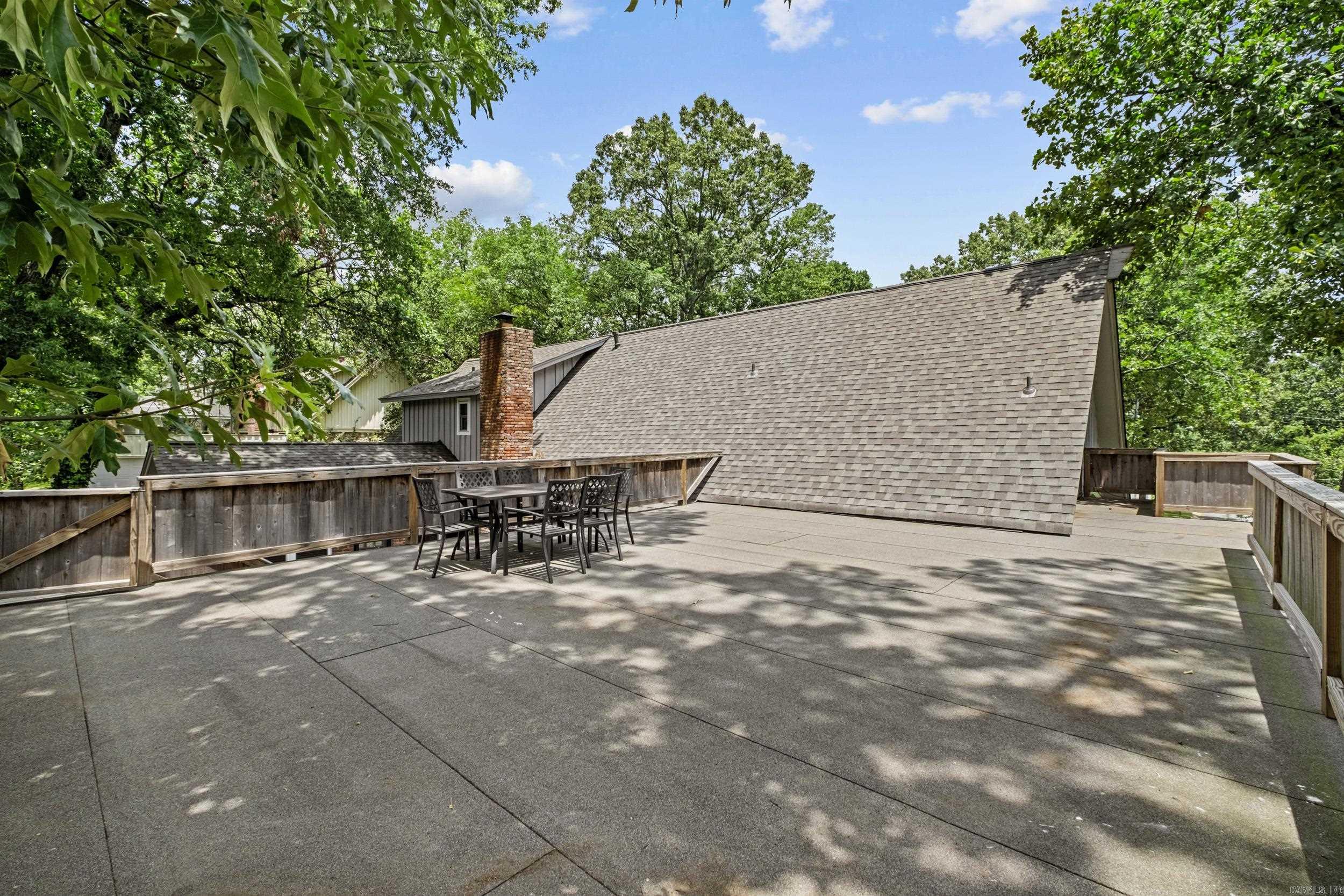 SHADY VALLEY - Residential