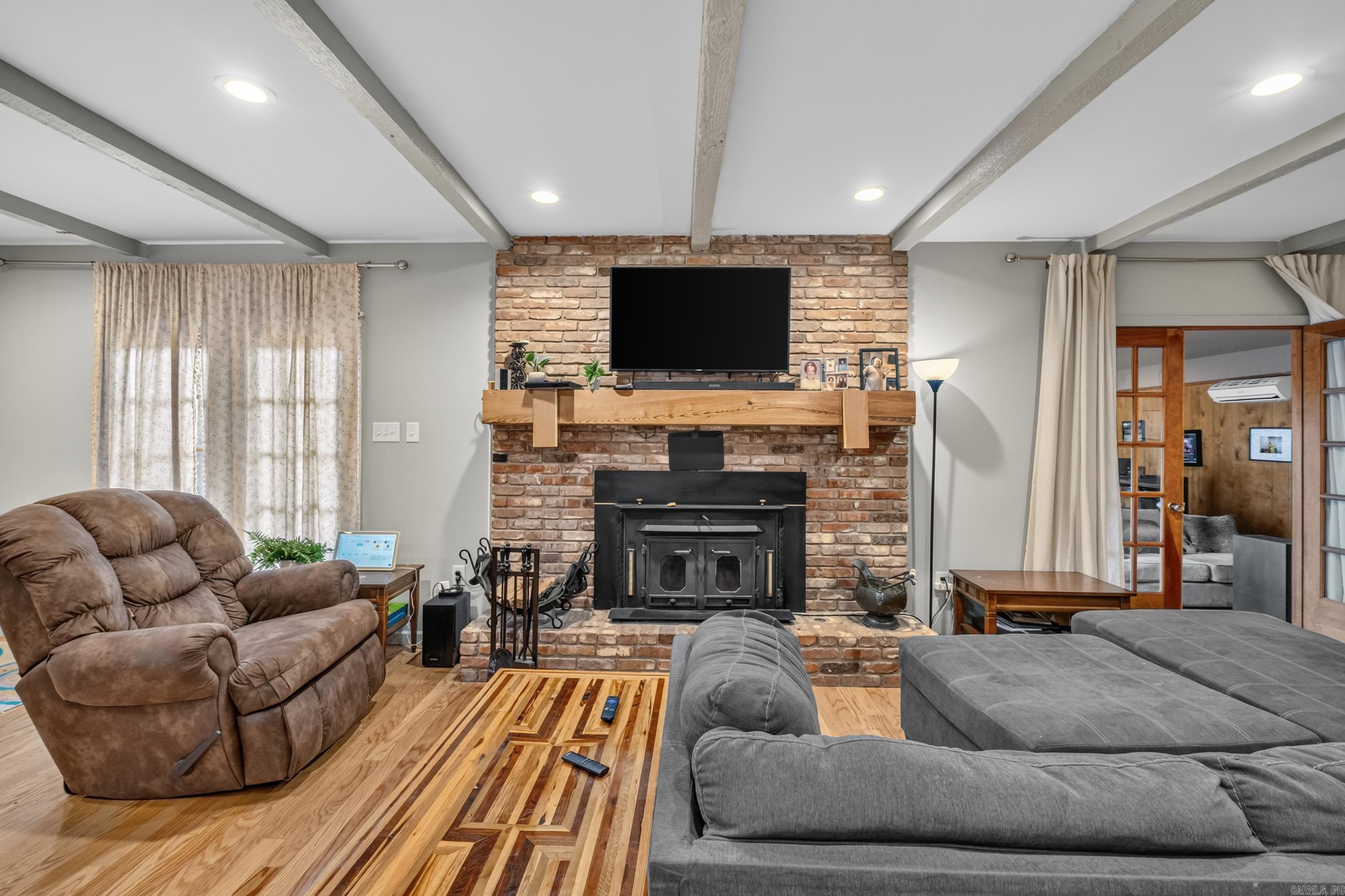 SHADY VALLEY - Residential
