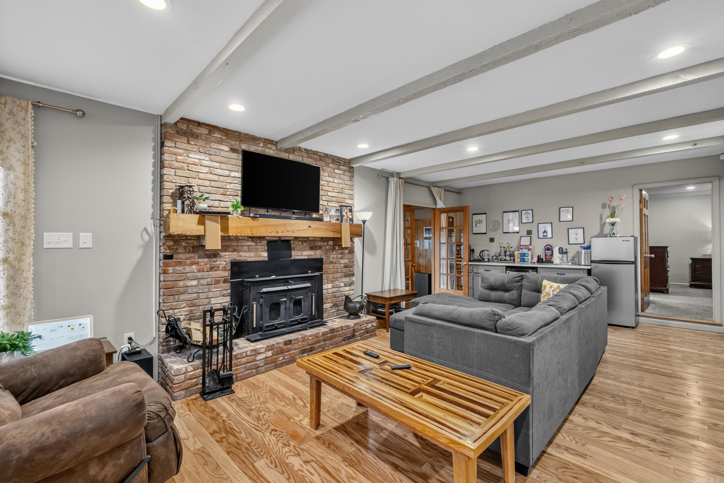 SHADY VALLEY - Residential
