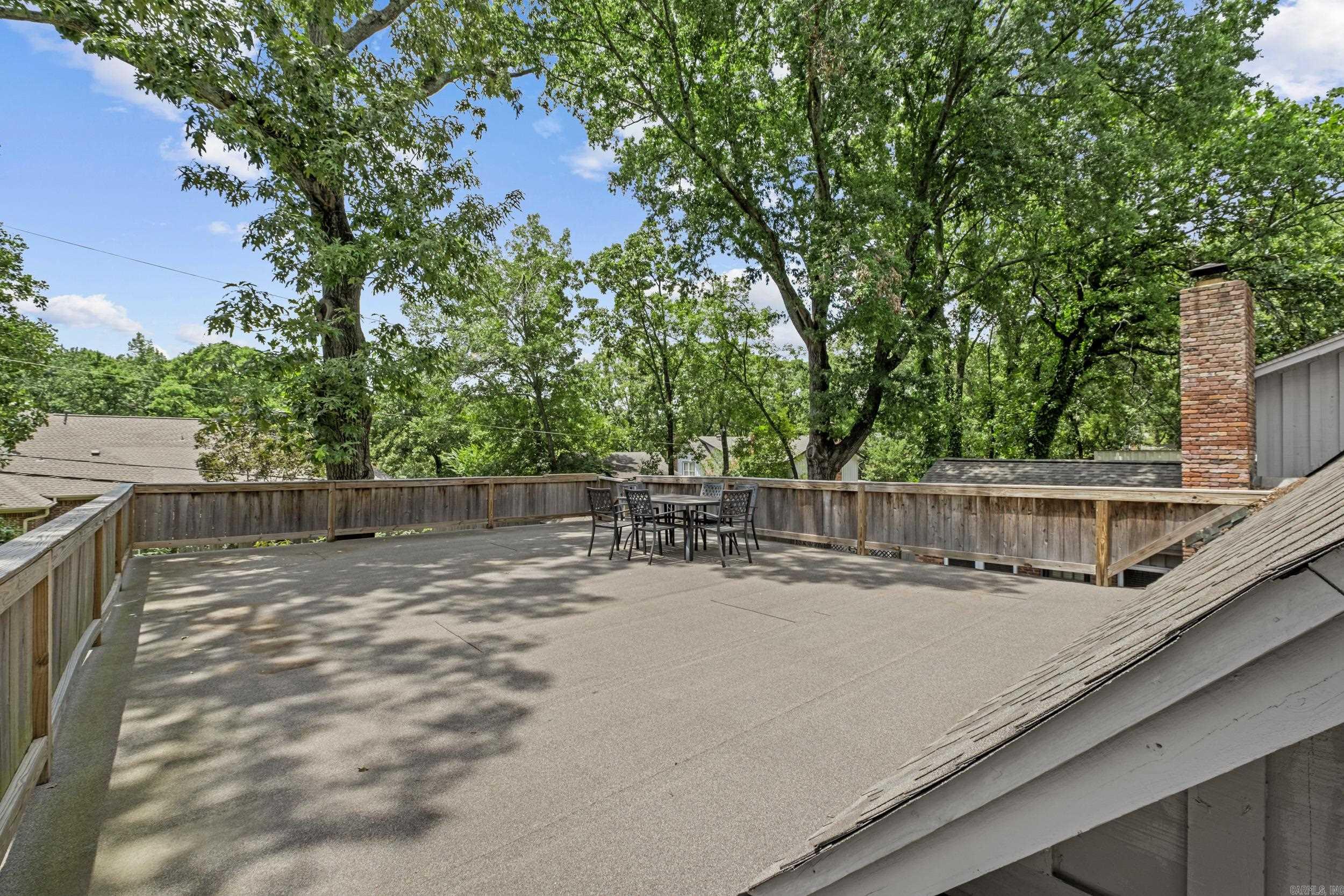 SHADY VALLEY - Residential