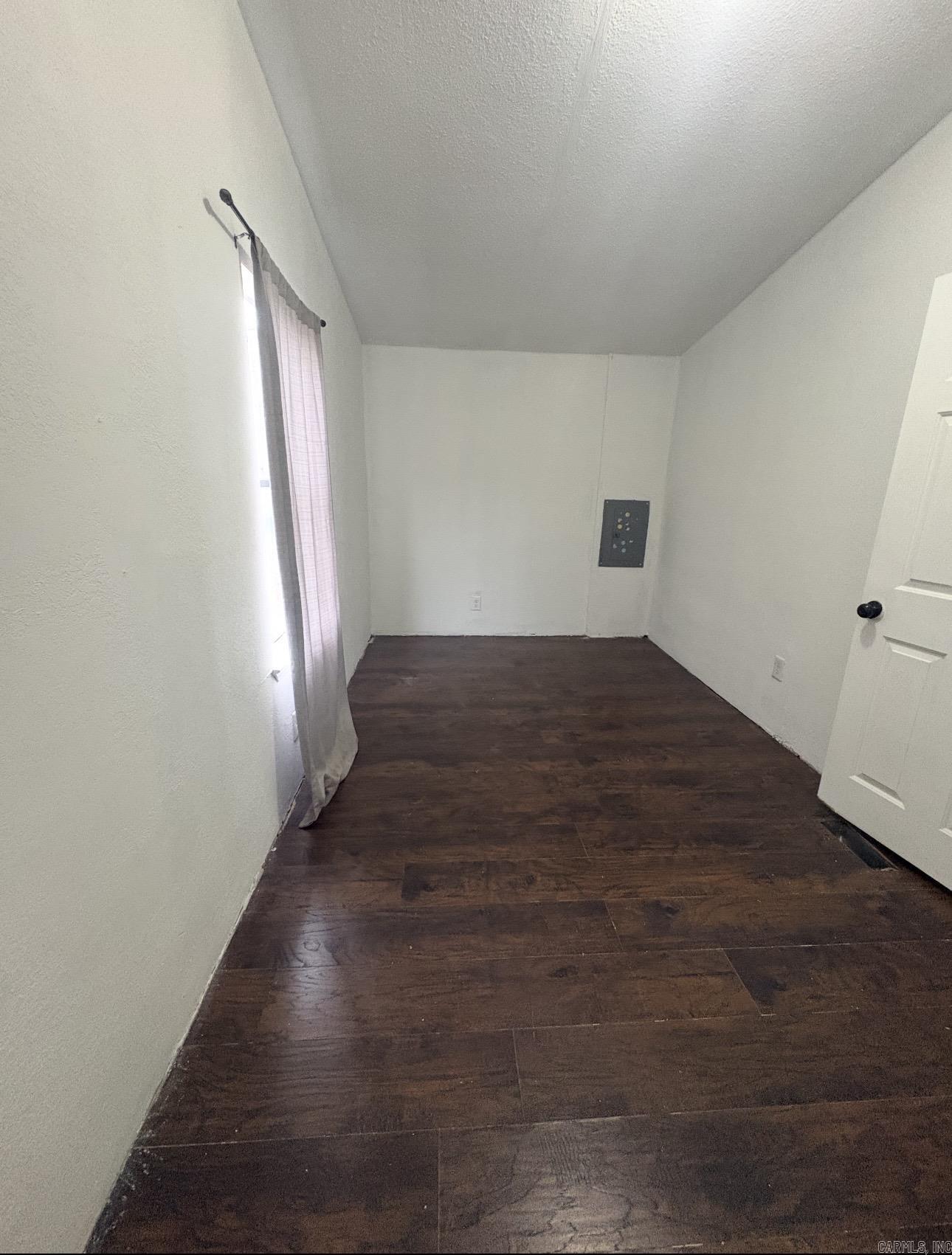 KELLIWOOD - Residential