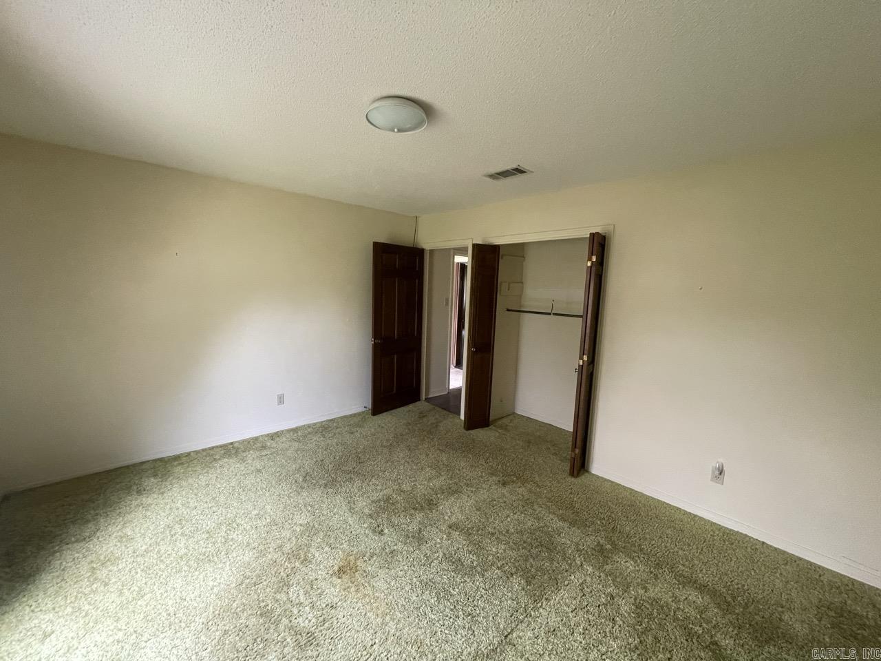 East Meadow - Residential
