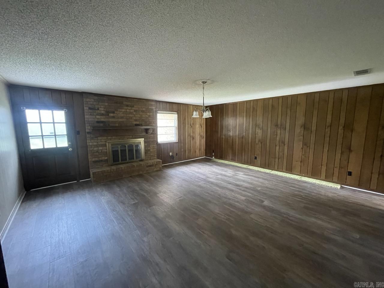 East Meadow - Residential