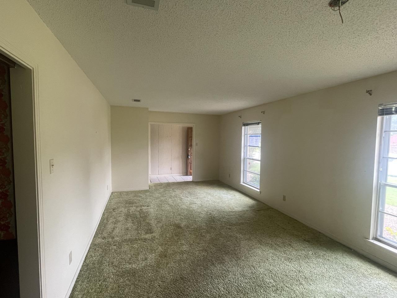 East Meadow - Residential