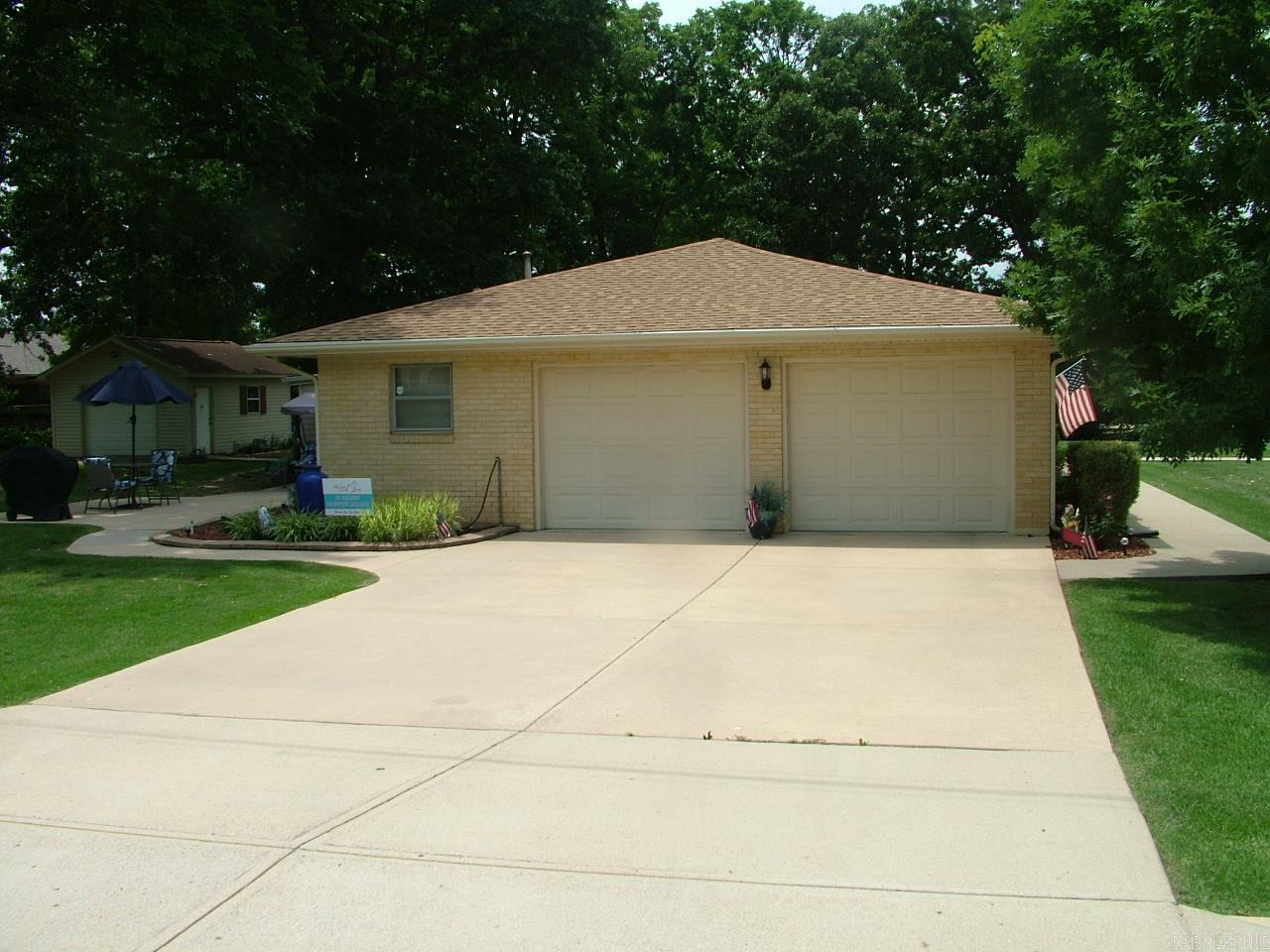 MEADOWCREST ADD - Residential