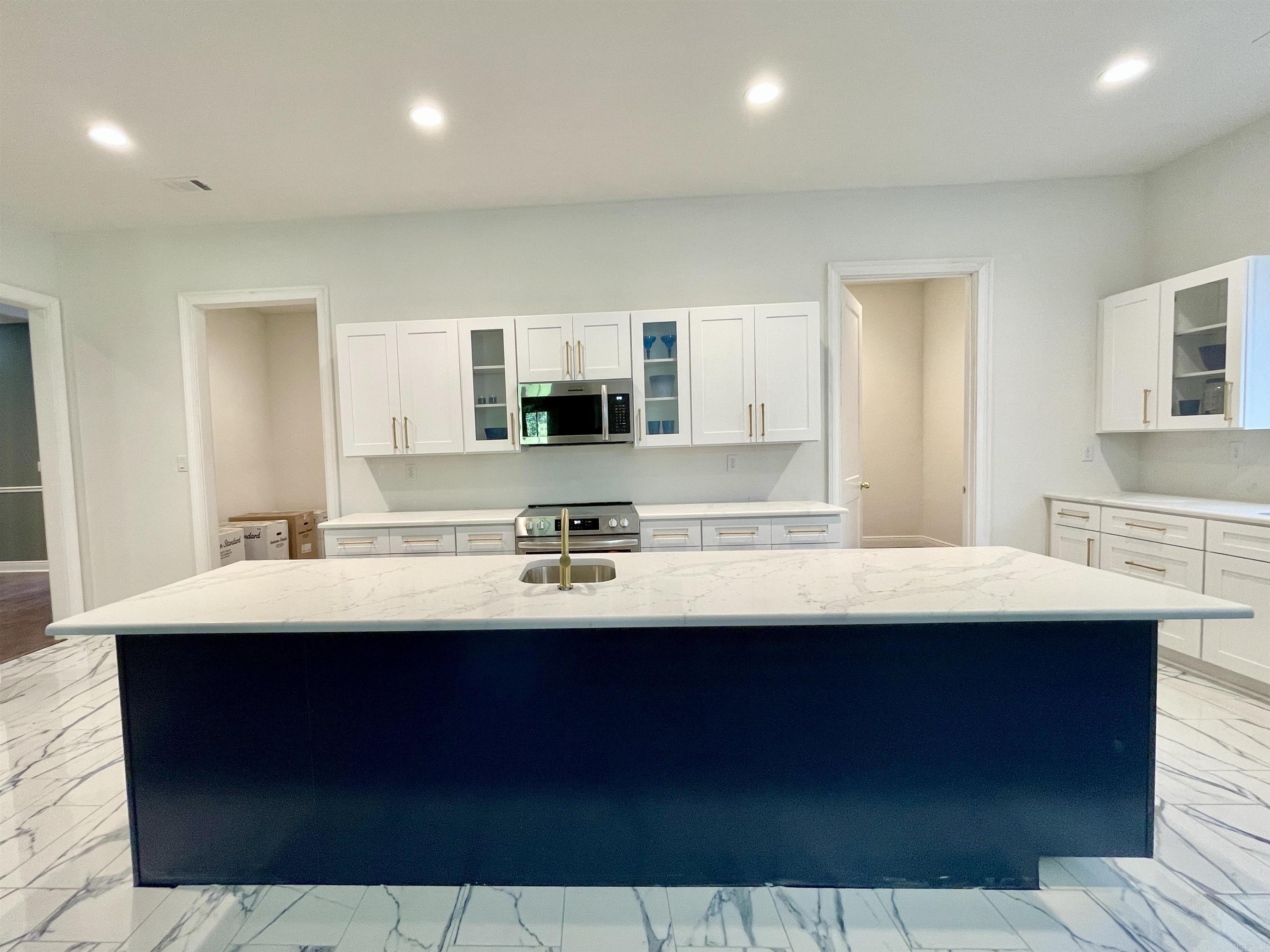 WATERVIEW ESTATES - Residential