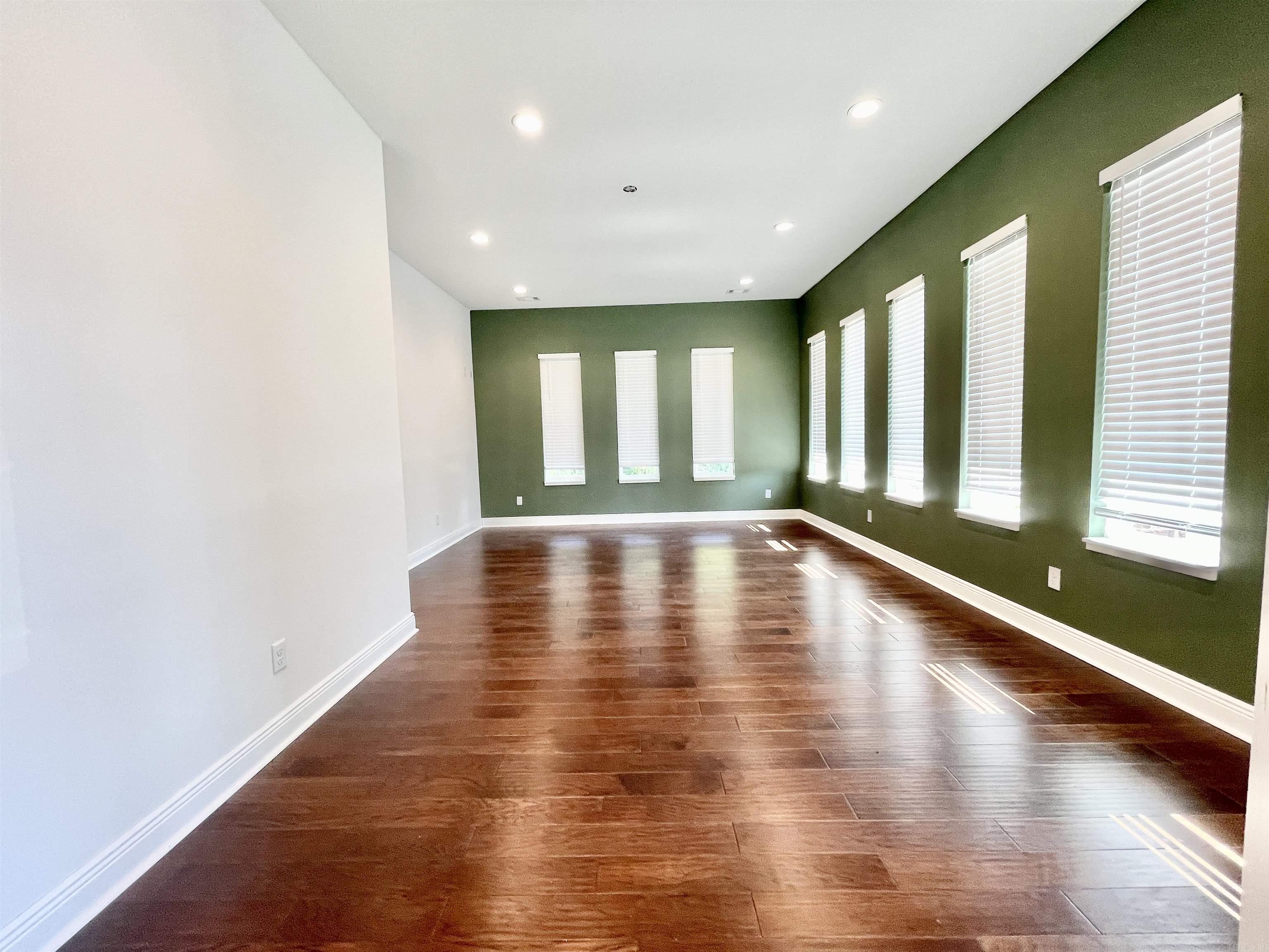 WATERVIEW ESTATES - Residential