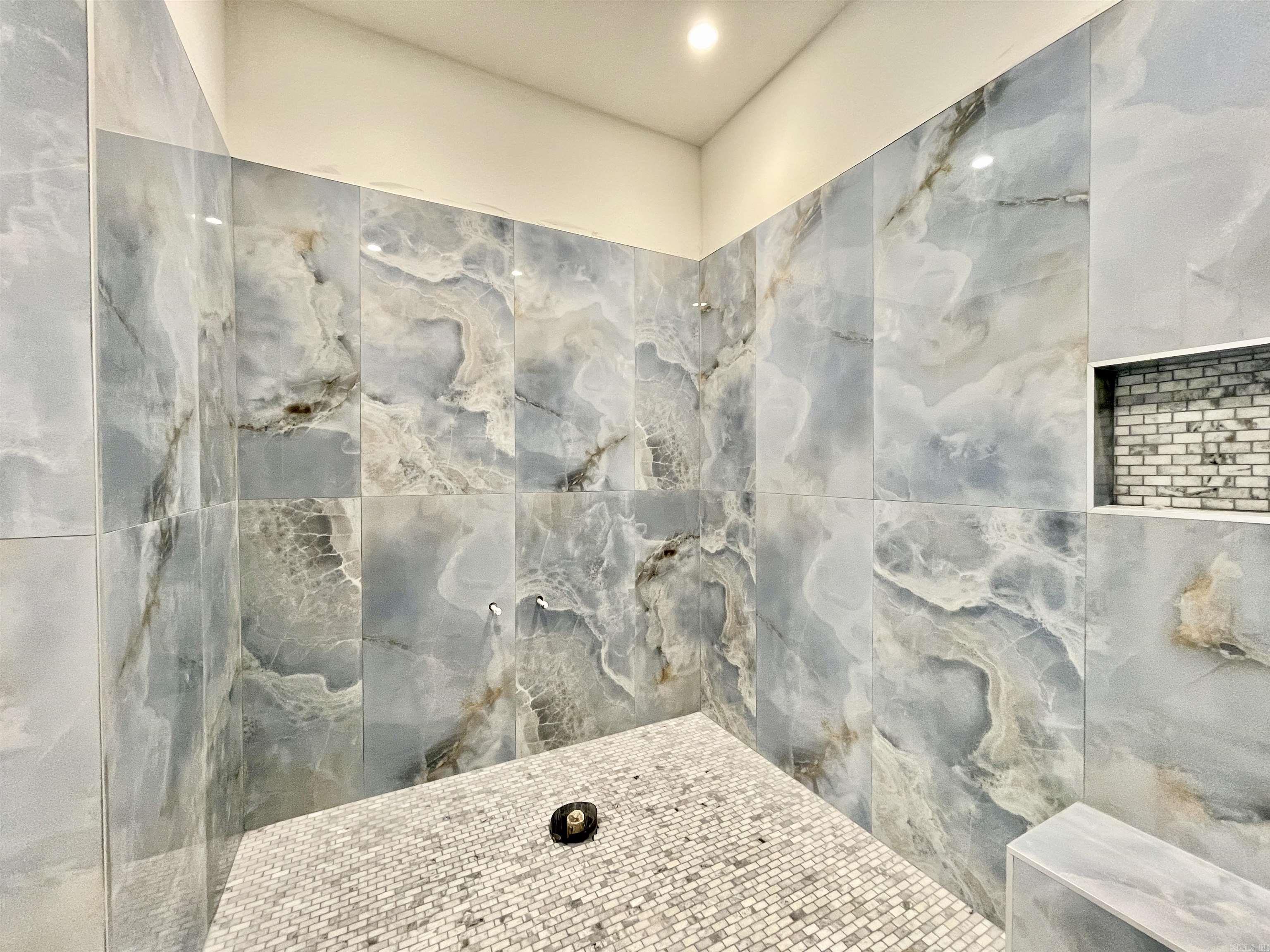 WATERVIEW ESTATES - Residential